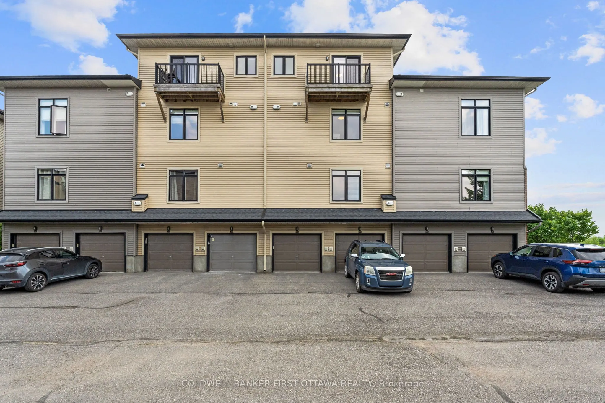 107 Poplin Street, #107