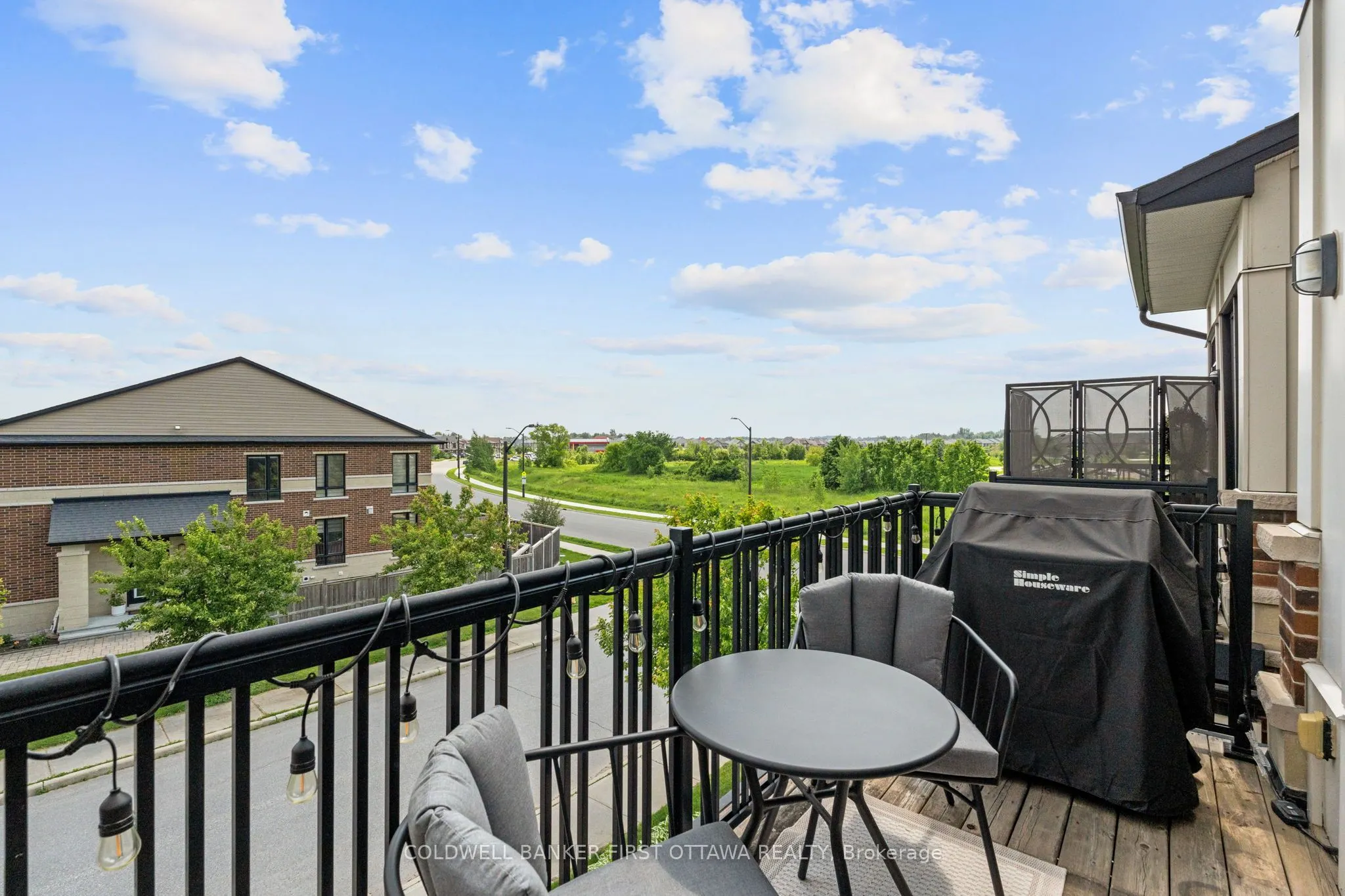 107 Poplin Street, #107