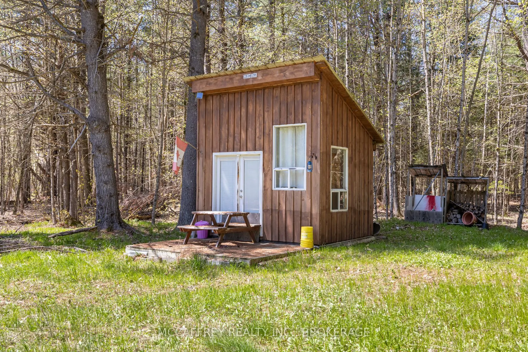 1088 KASHWAKAMAK LAKE Road