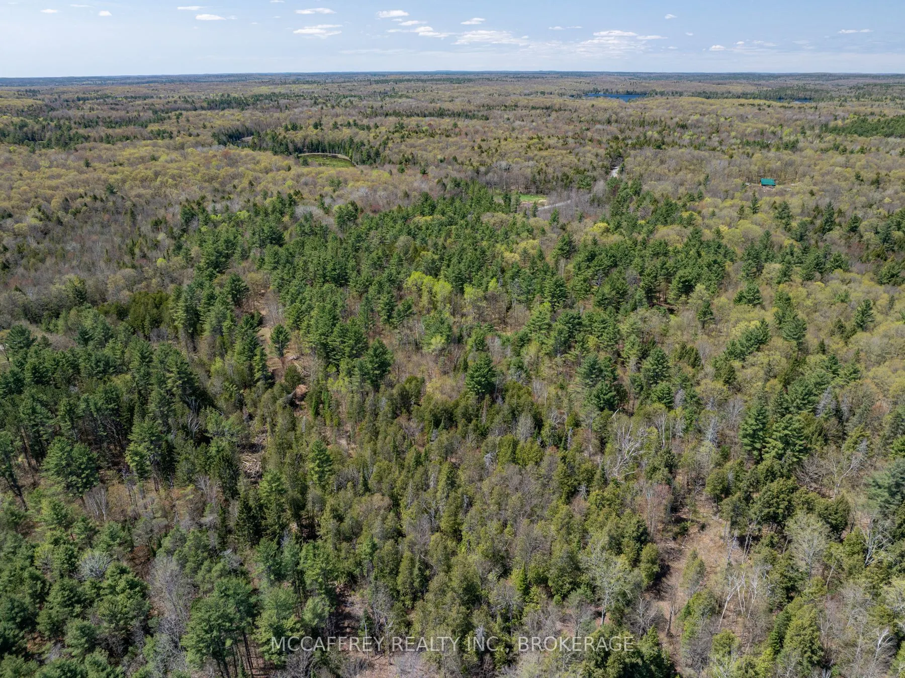 1088 KASHWAKAMAK LAKE Road