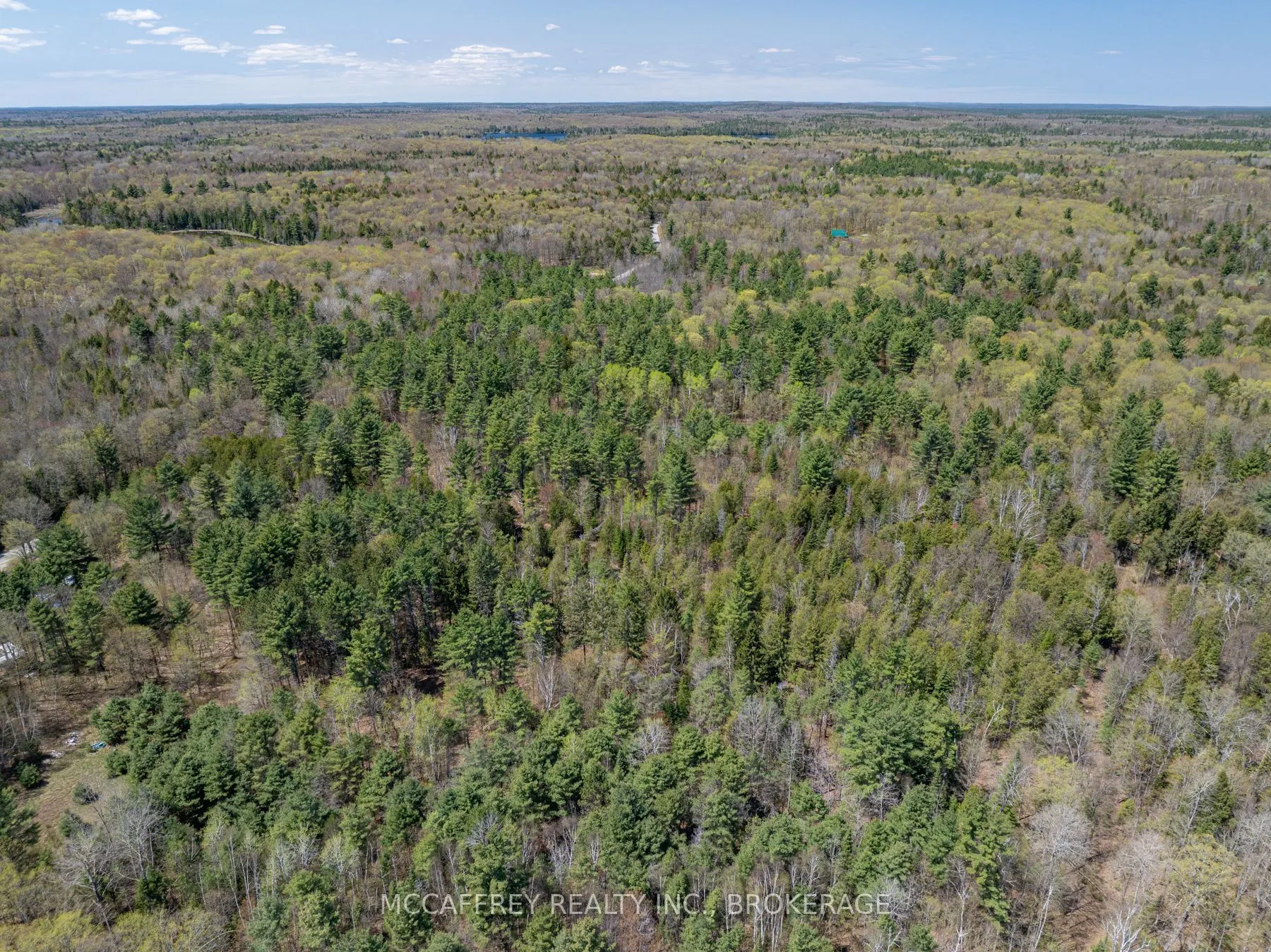 1088 KASHWAKAMAK LAKE Road