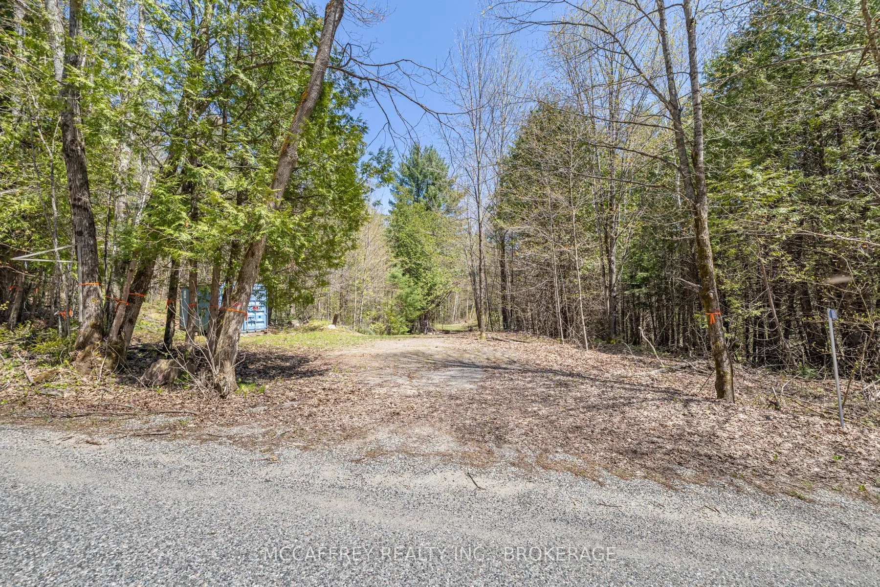 1088 KASHWAKAMAK LAKE Road