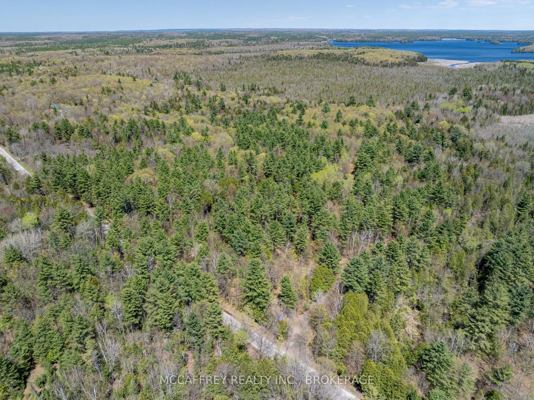 1088 KASHWAKAMAK LAKE Road