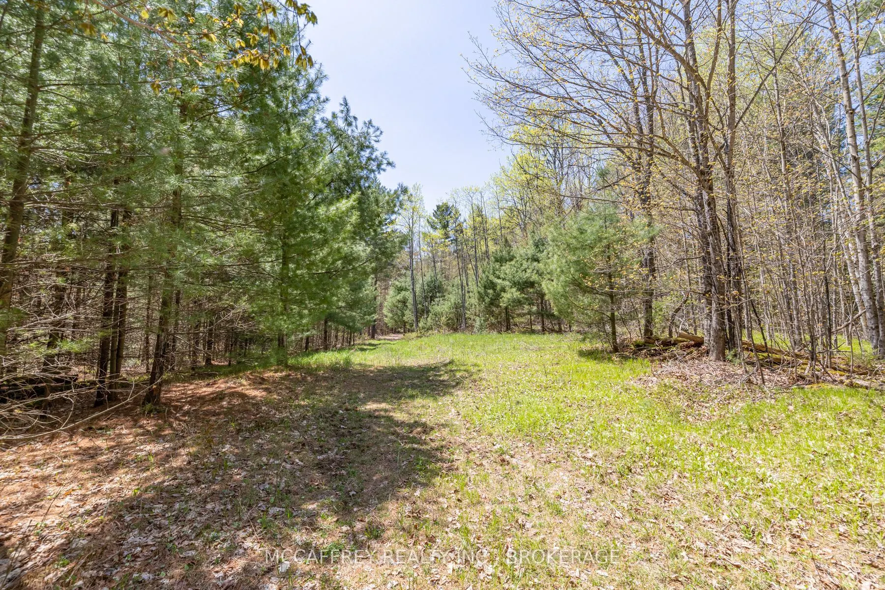 1088 KASHWAKAMAK LAKE Road
