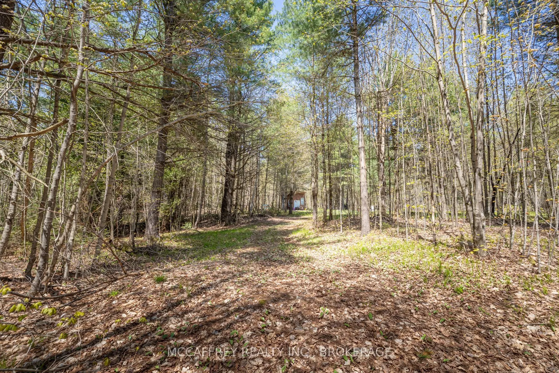 1088 KASHWAKAMAK LAKE Road
