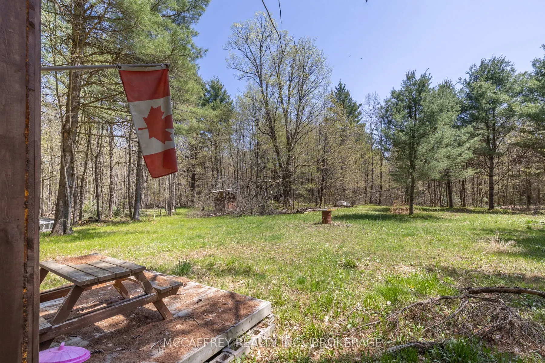 1088 KASHWAKAMAK LAKE Road