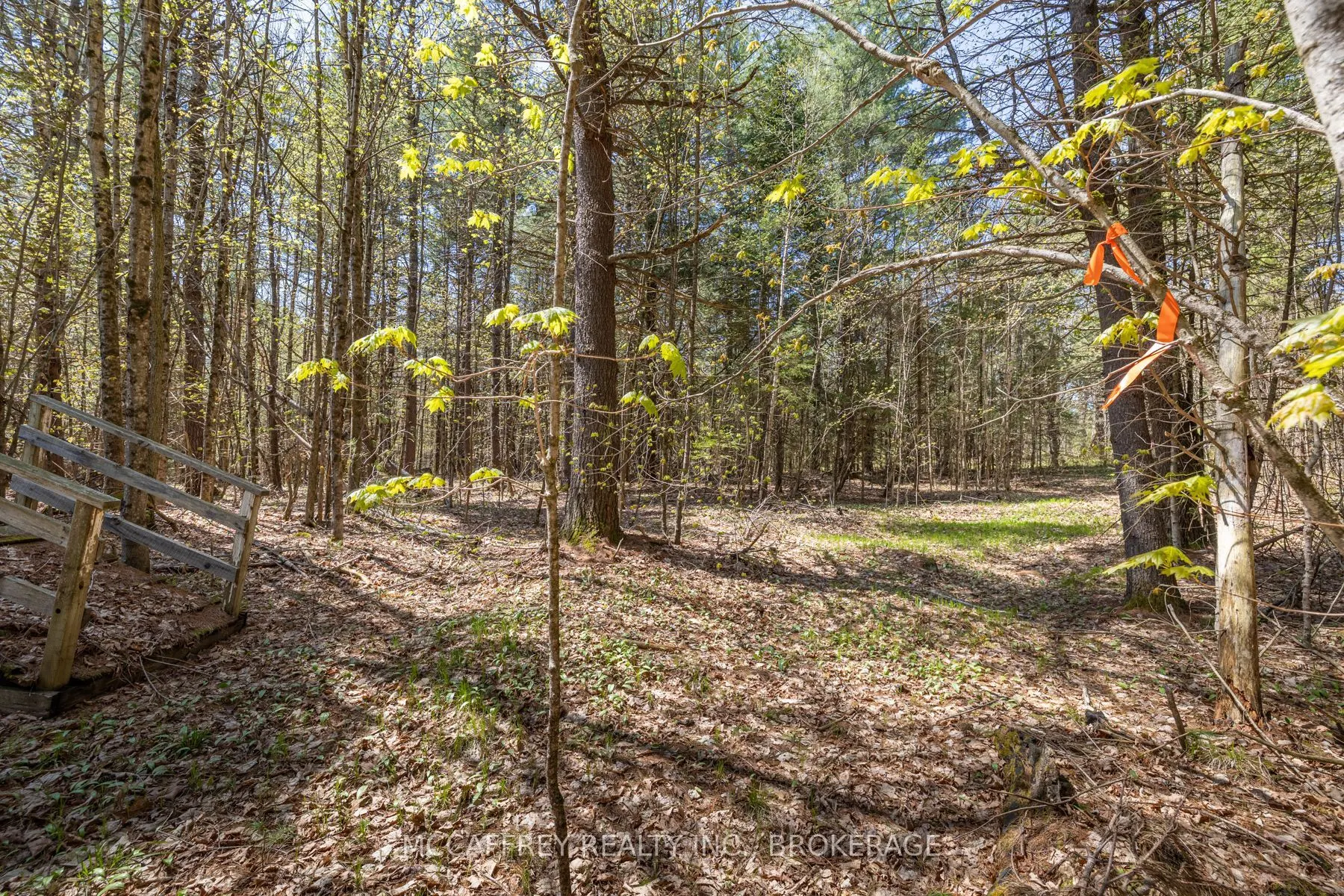 1088 KASHWAKAMAK LAKE Road