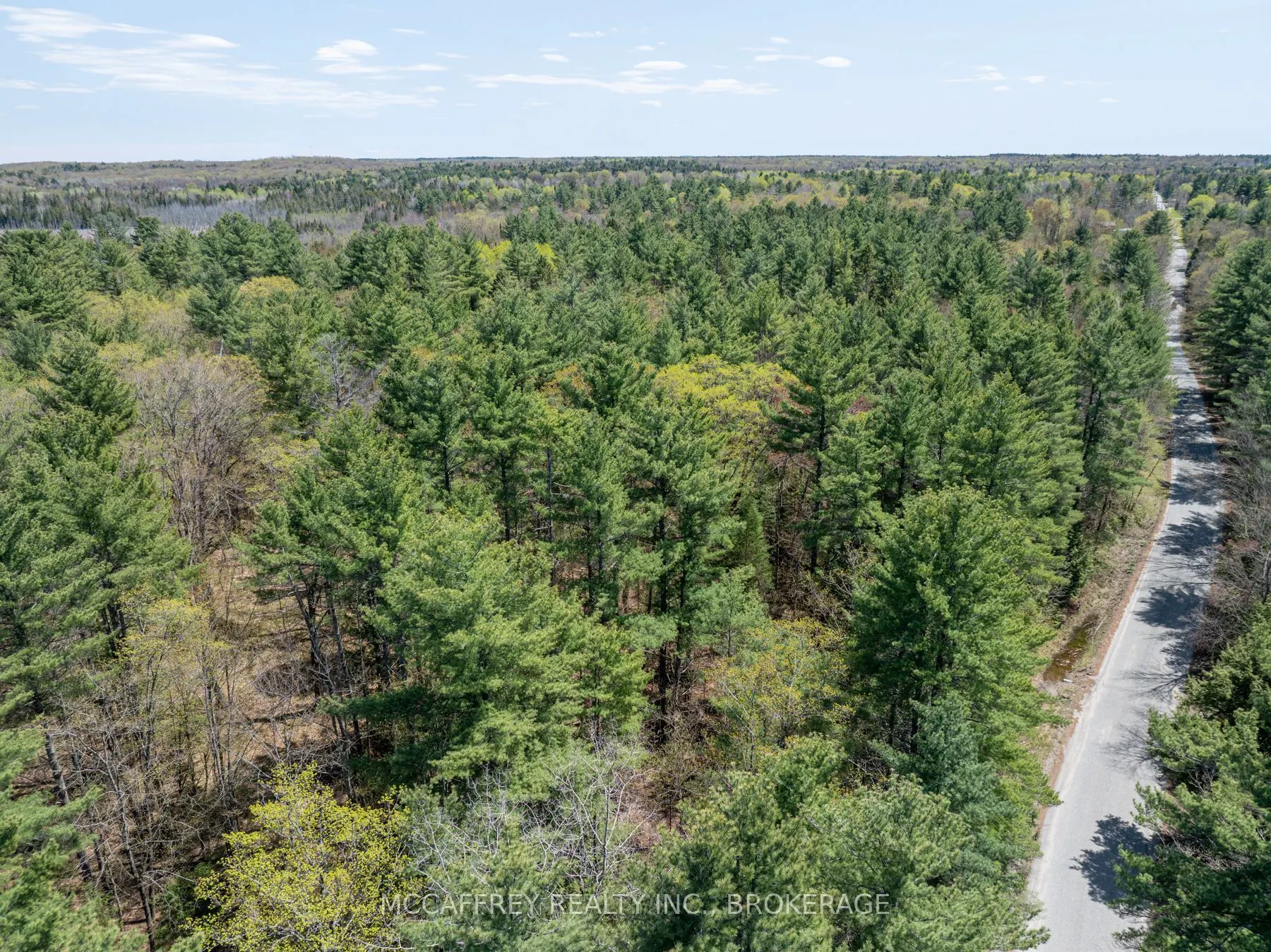 1088 KASHWAKAMAK LAKE Road