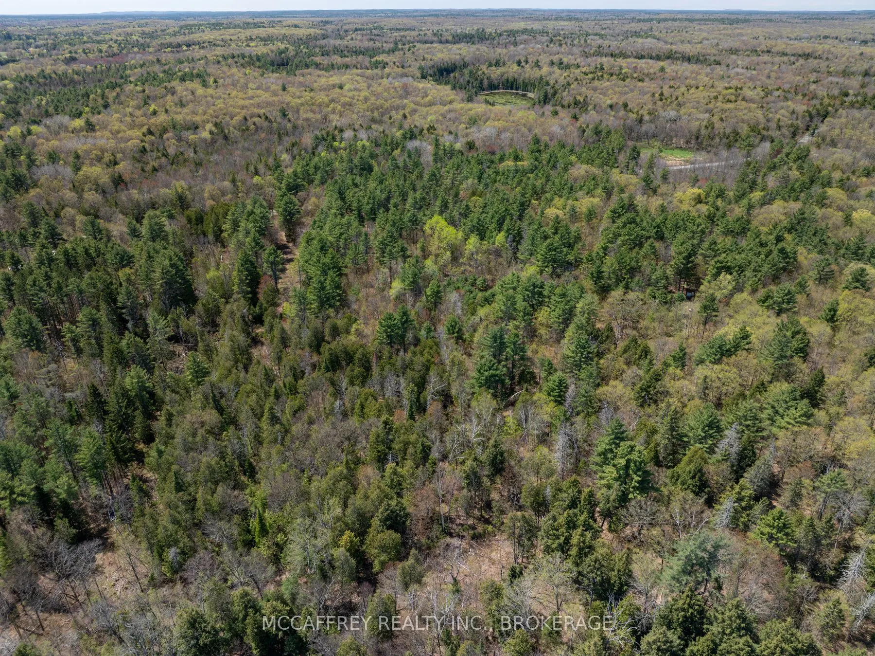 1088 KASHWAKAMAK LAKE Road