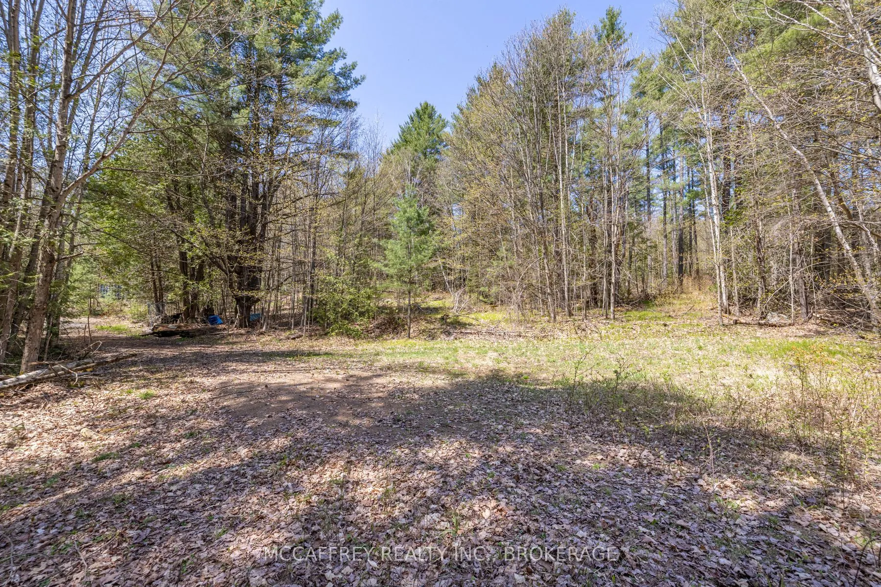 1088 KASHWAKAMAK LAKE Road