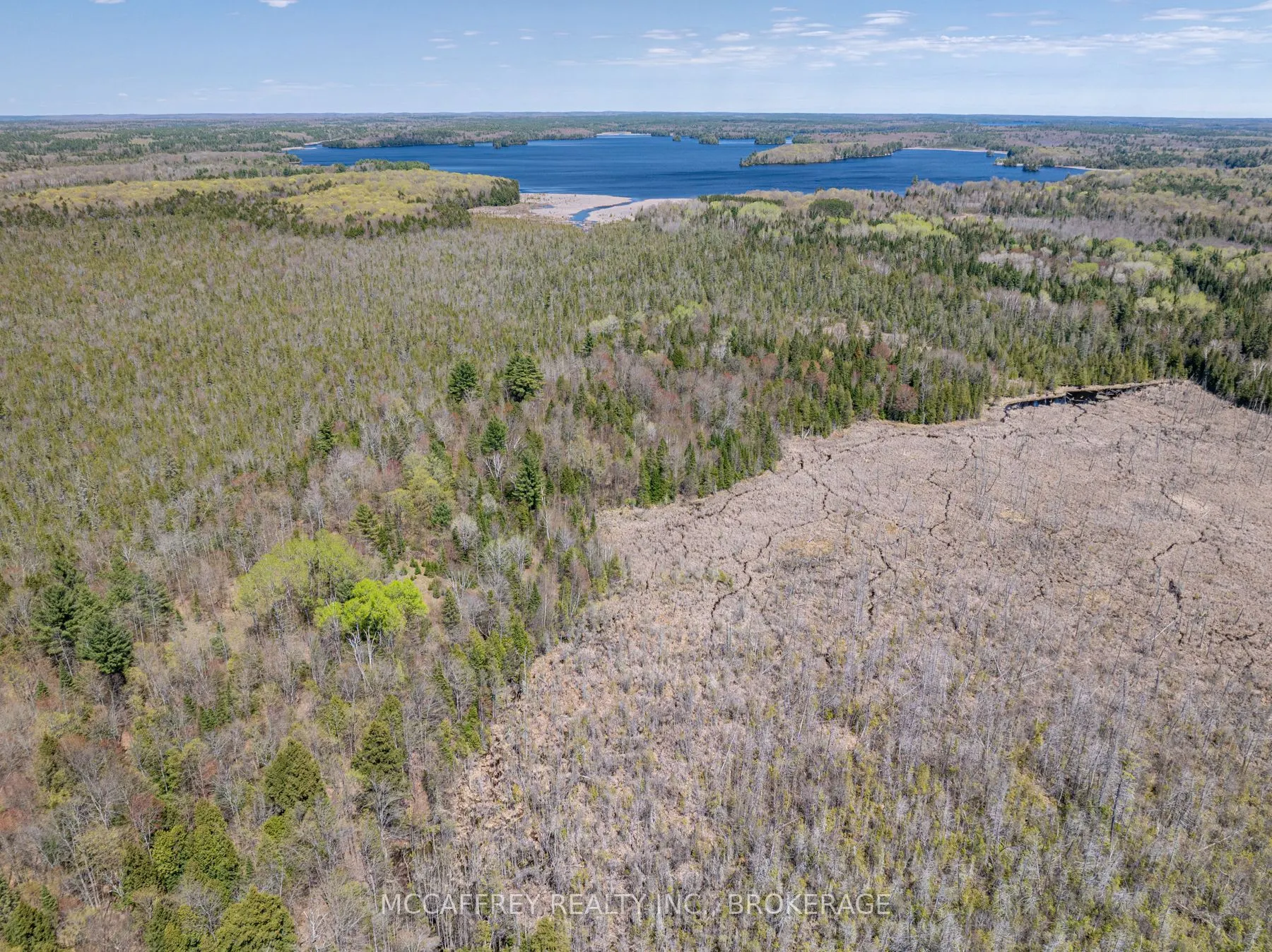 1088 KASHWAKAMAK LAKE Road