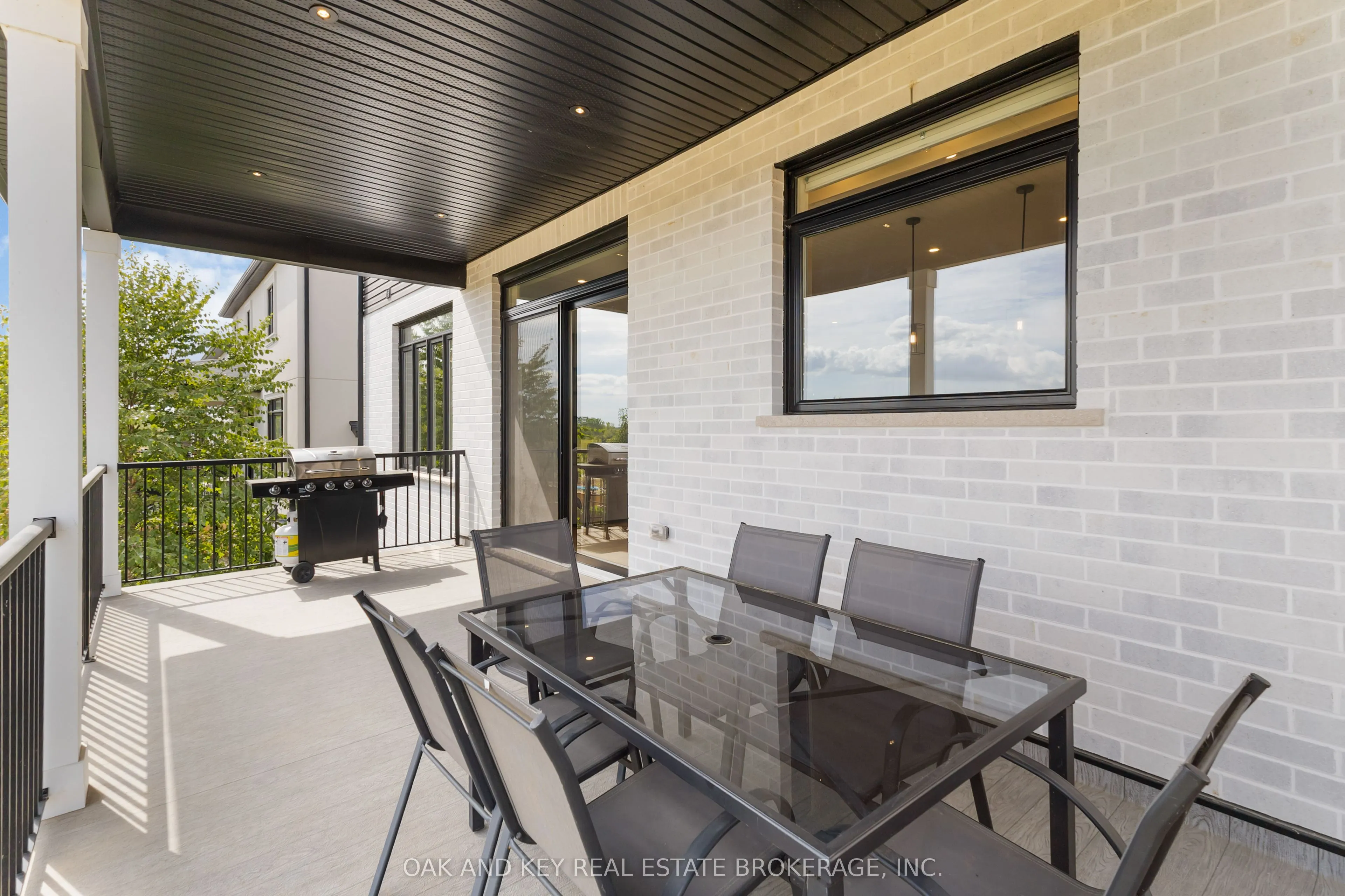 119 DAVENTRY Way