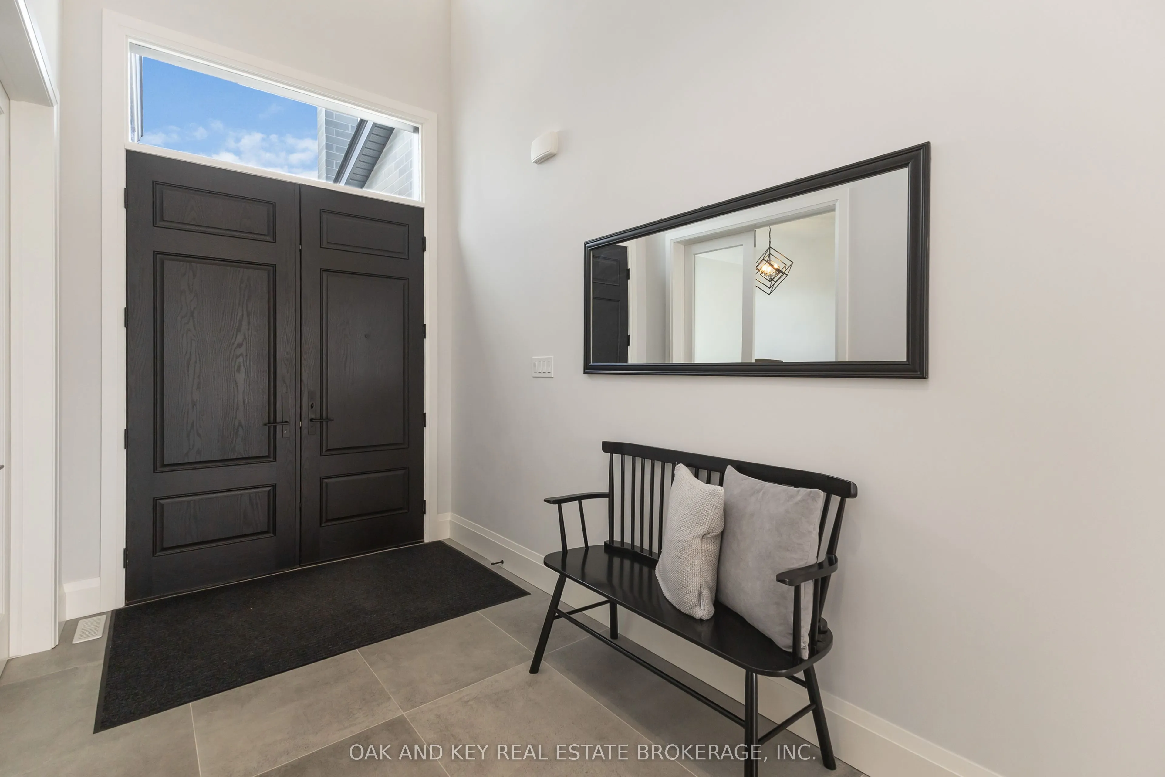 119 DAVENTRY Way