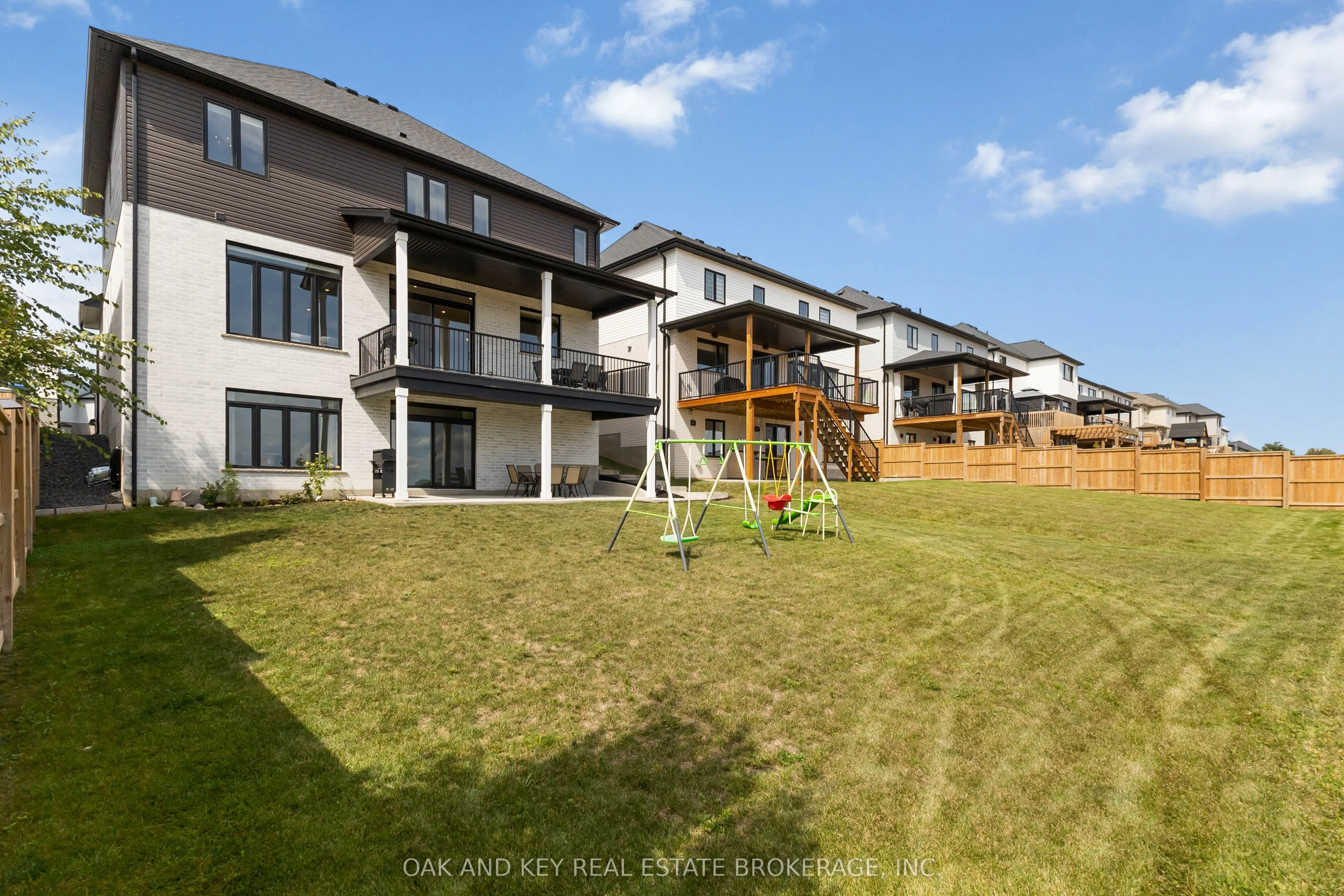 119 DAVENTRY Way