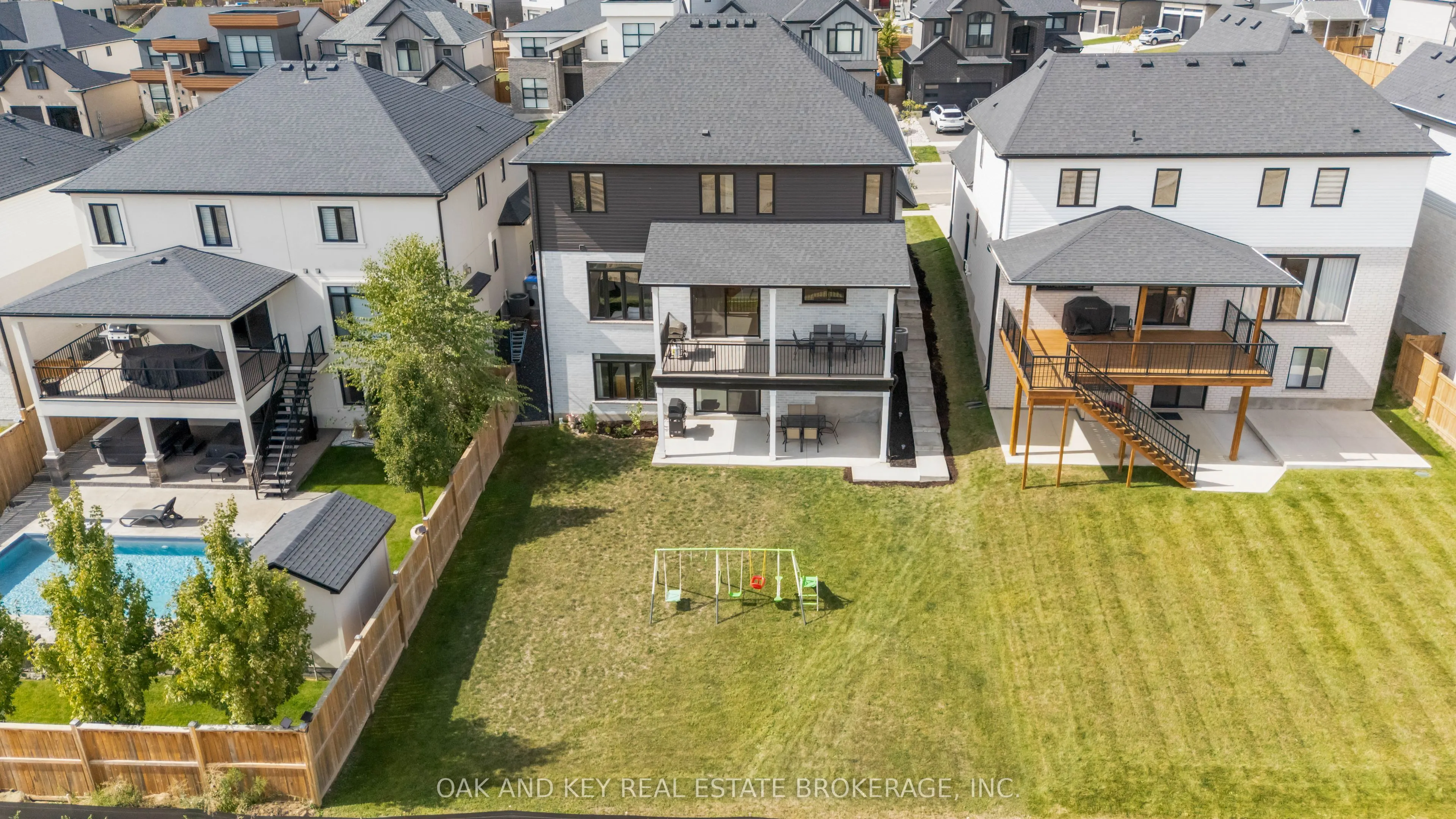 119 DAVENTRY Way