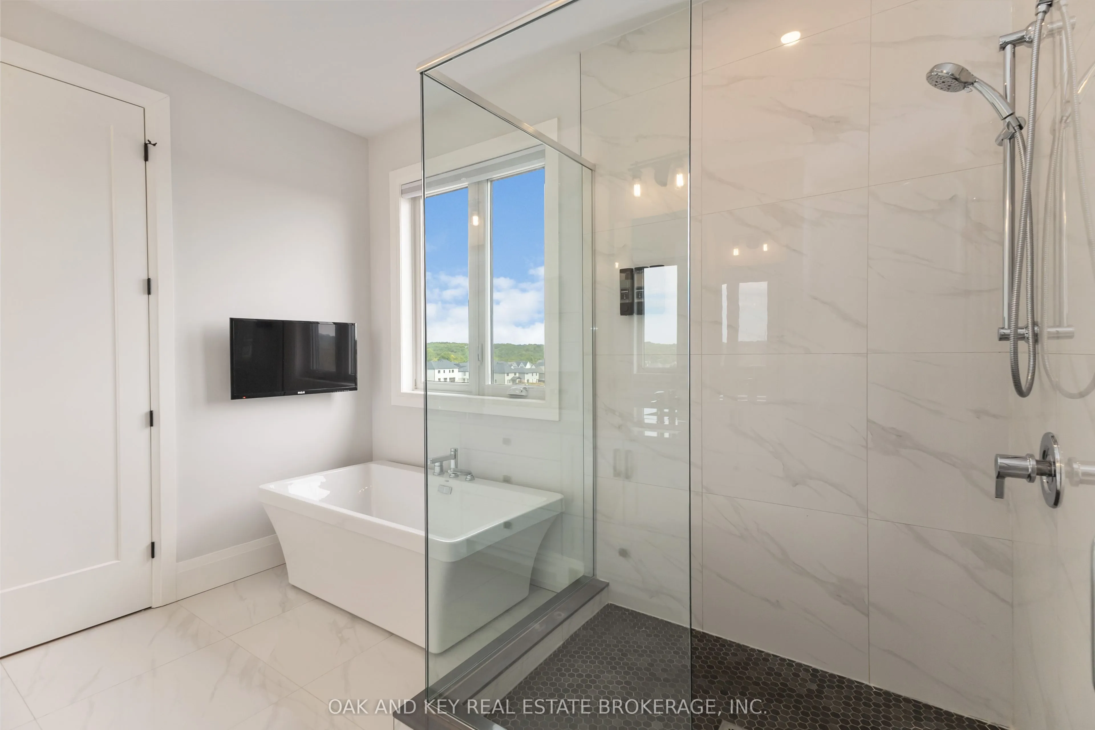 119 DAVENTRY Way
