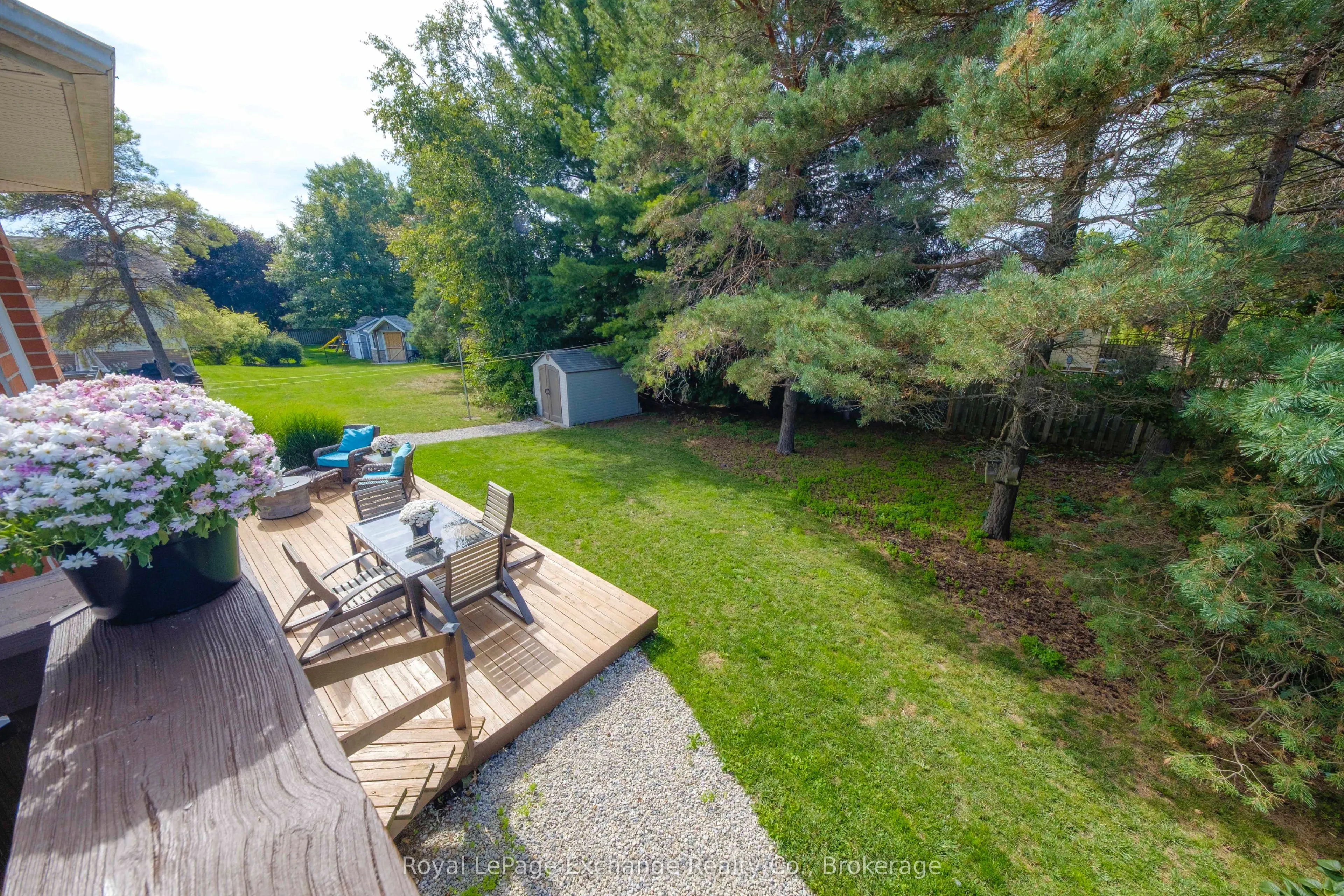 615 Lynden Crescent