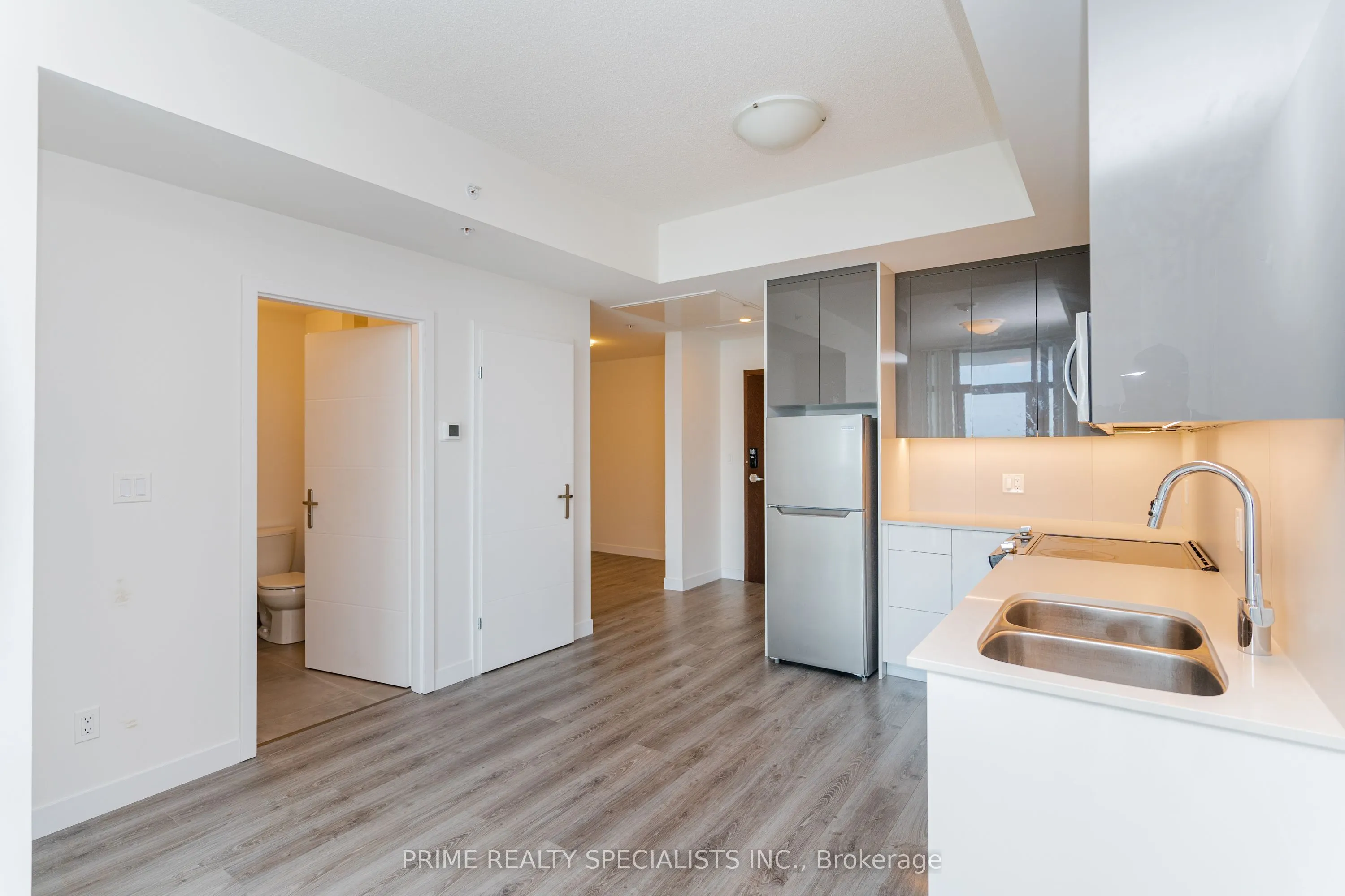 60 Frederick Street, #3010