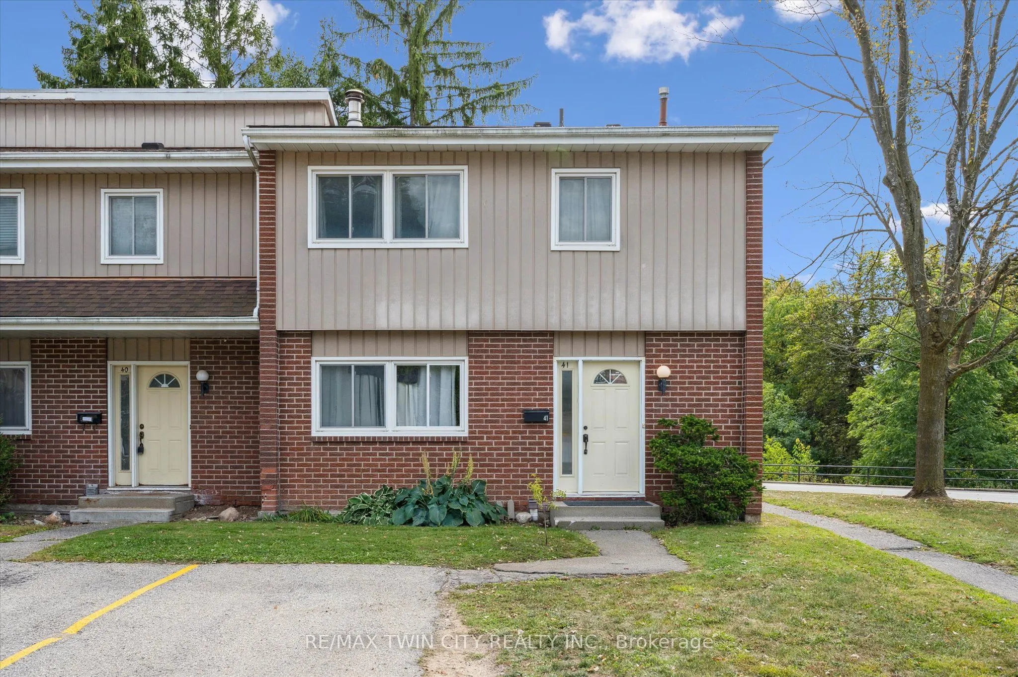 121 University Avenue E, #41