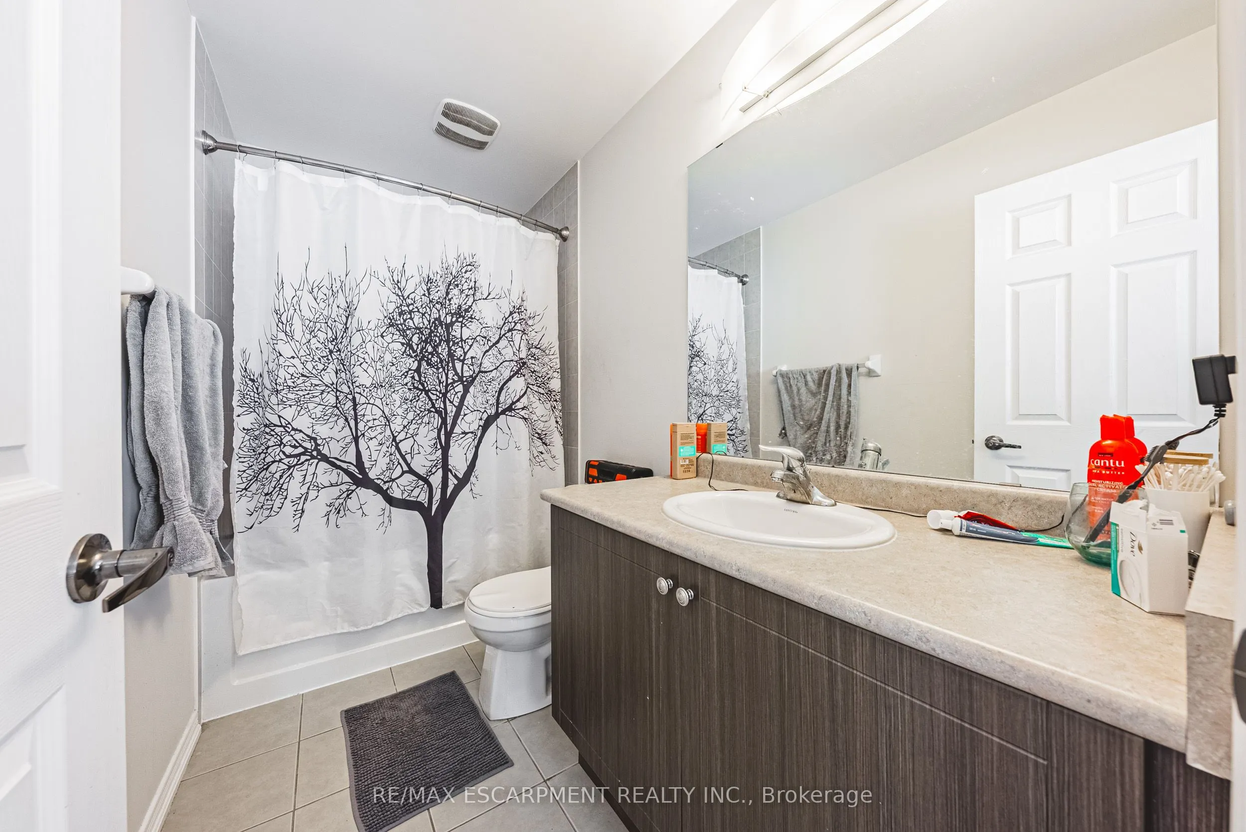 8258 Tulip Tree Drive
