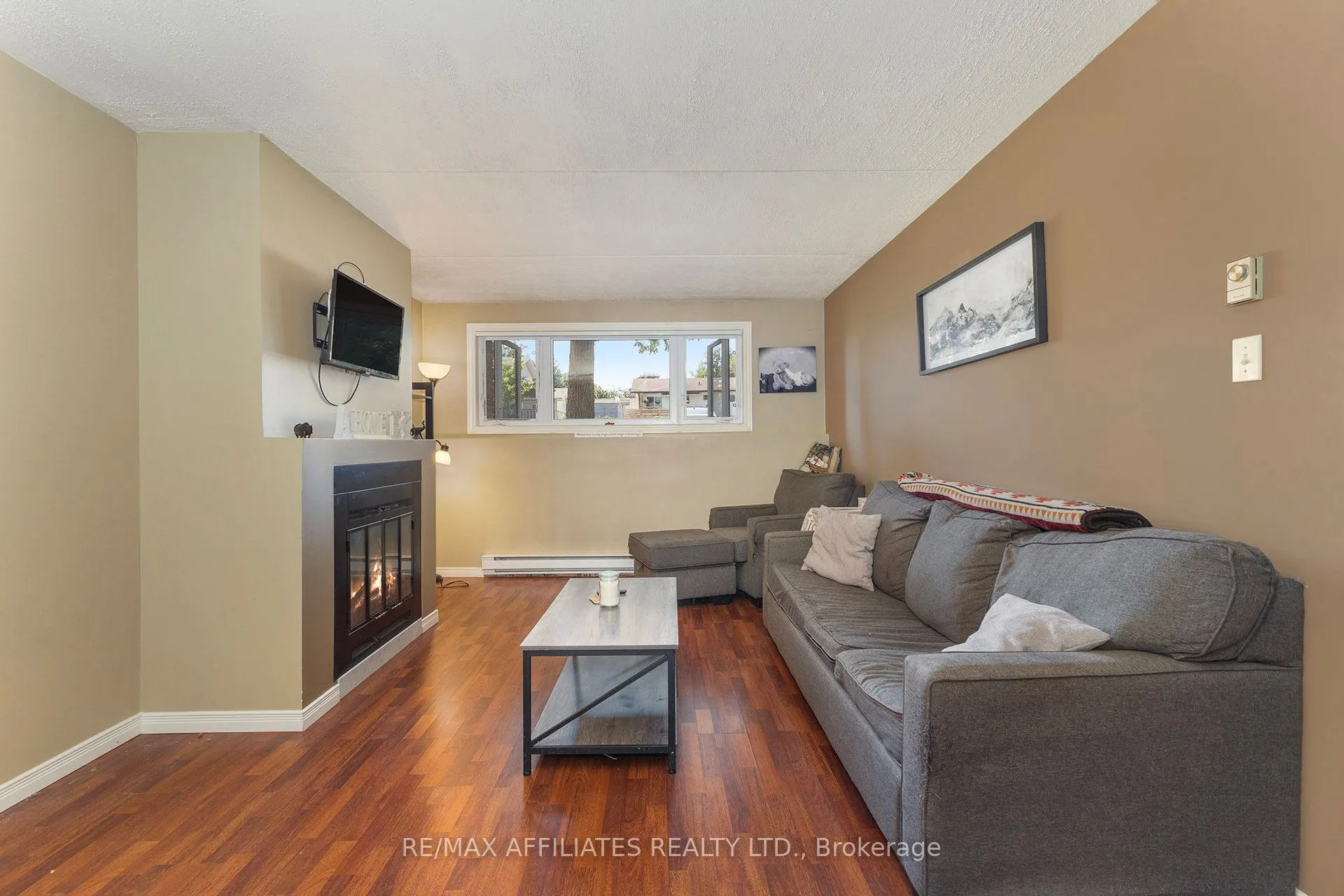 15 Findlay Avenue, #106