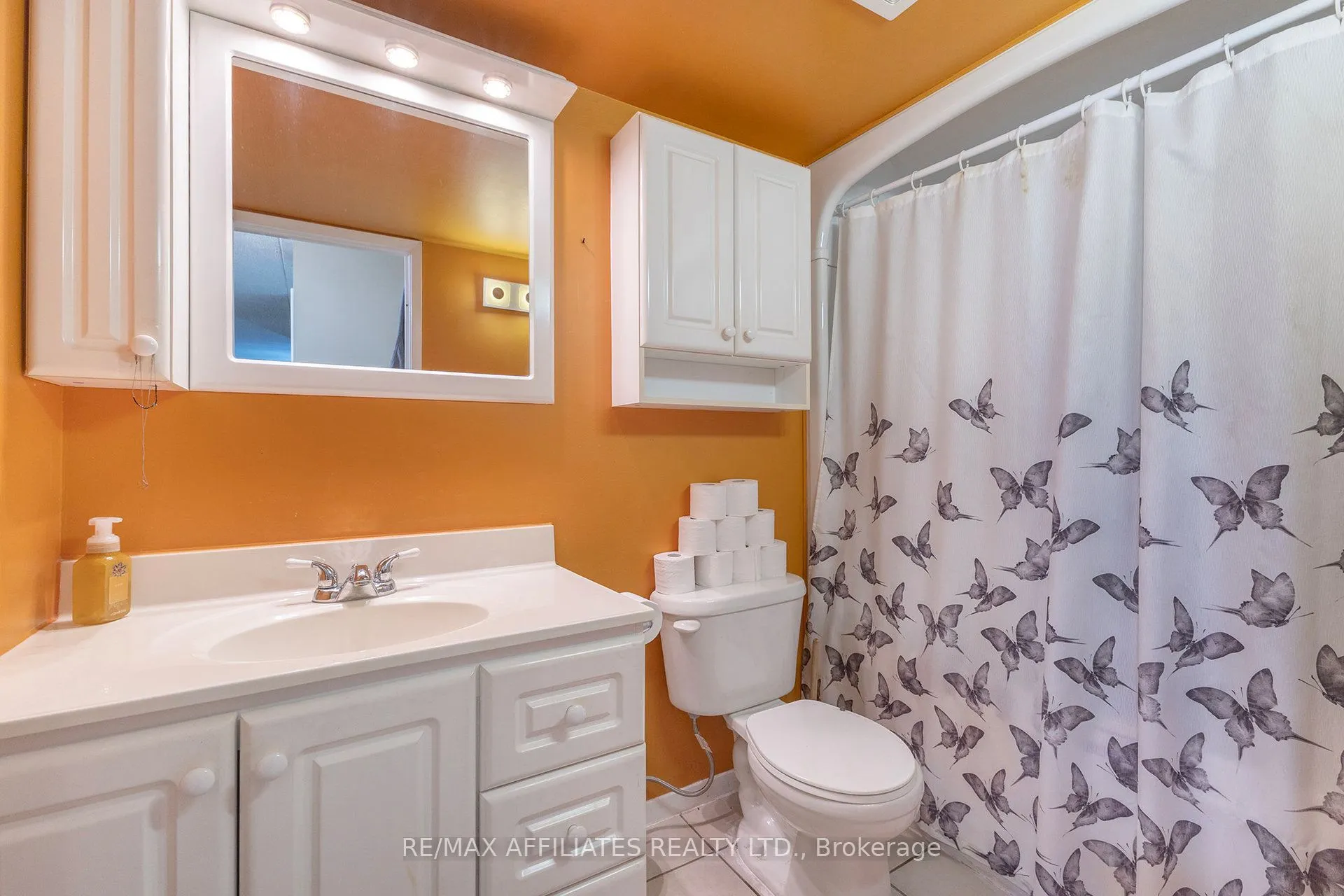 15 Findlay Avenue, #106