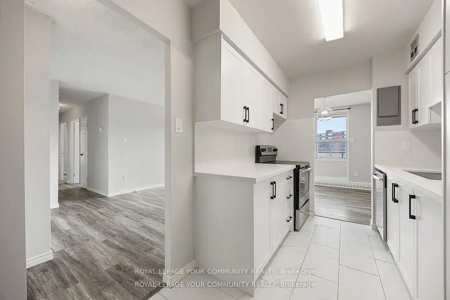 1966 Main Street W, #808
