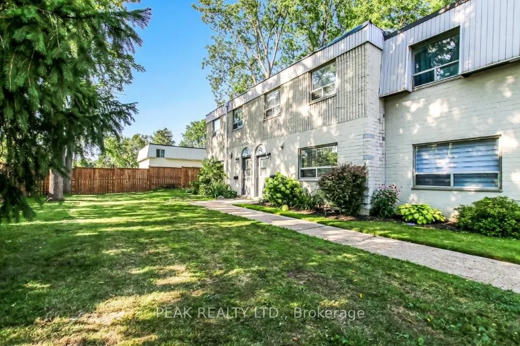271 Thames Street N, #21