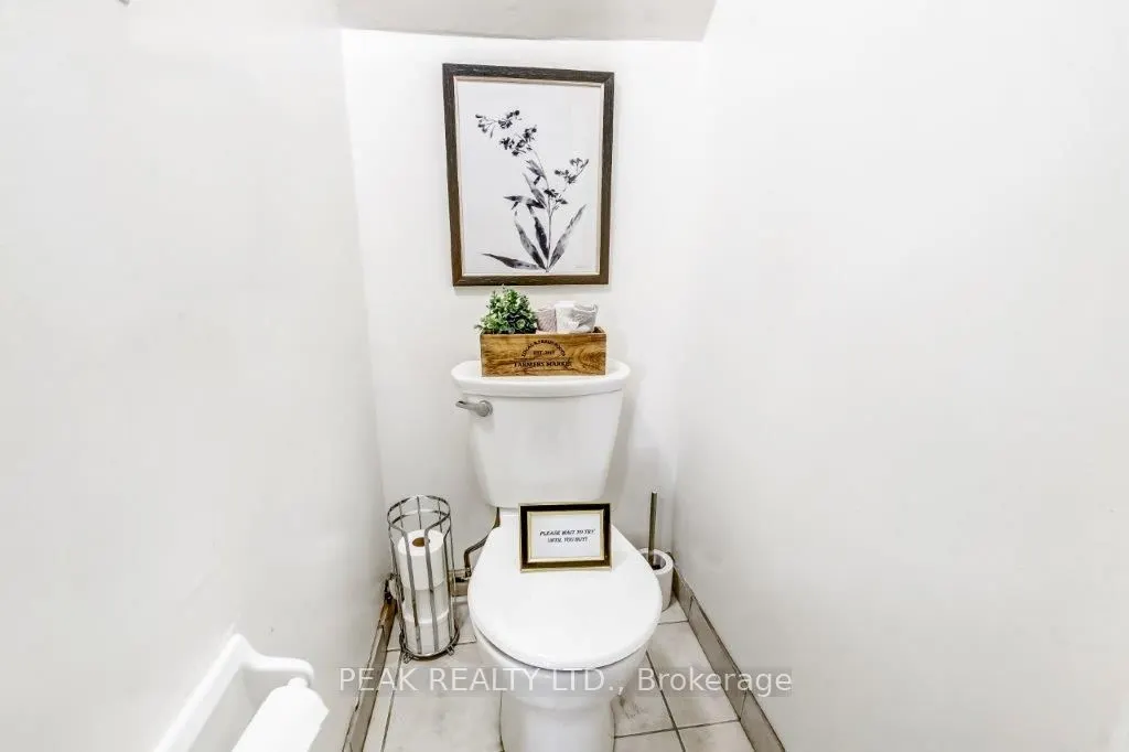 271 Thames Street N, #21