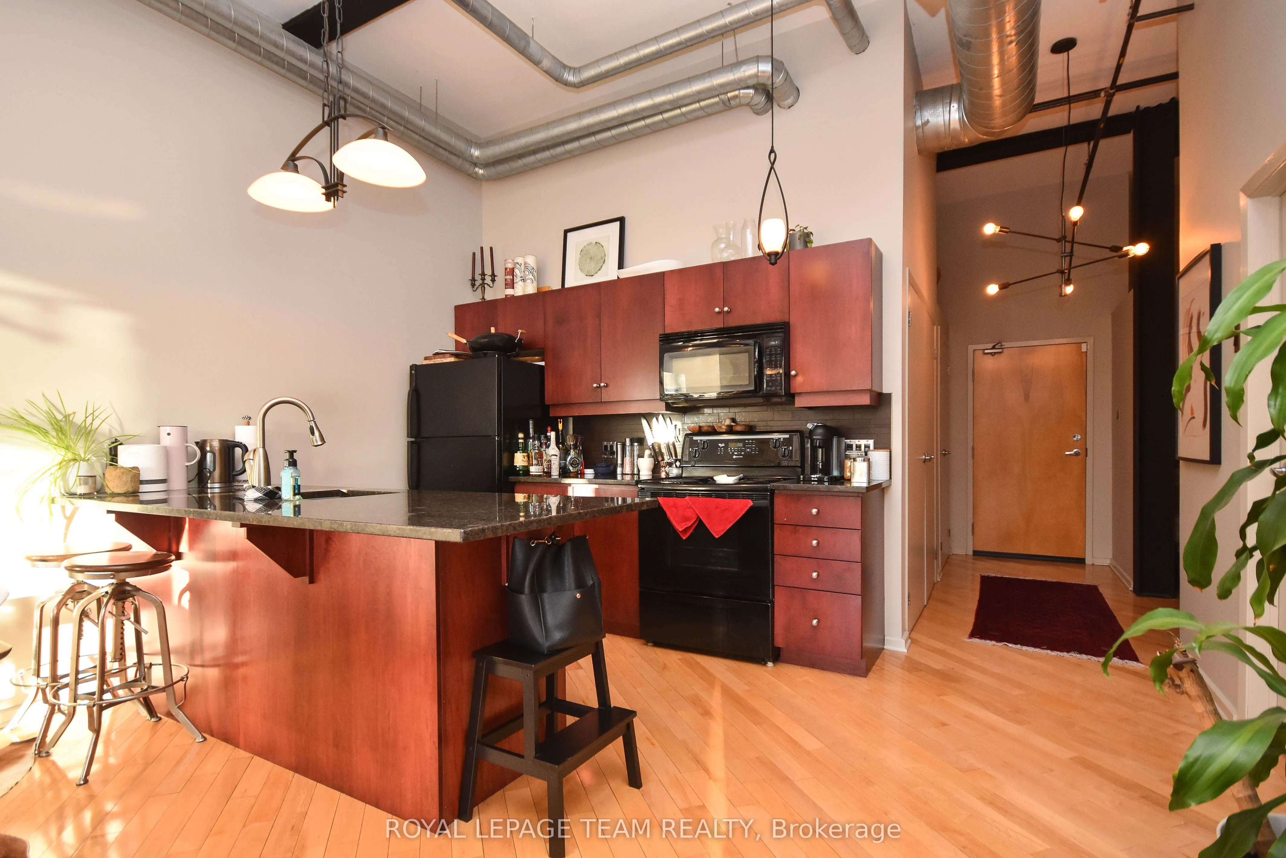 95 Beech Street, #104