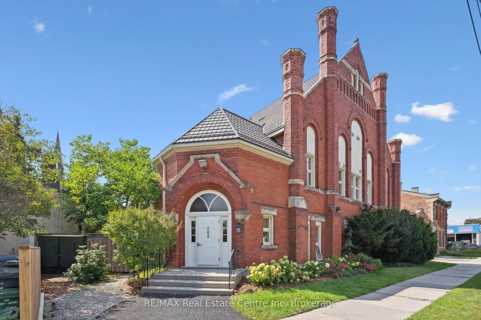 200 WOOLWICH Street, #204