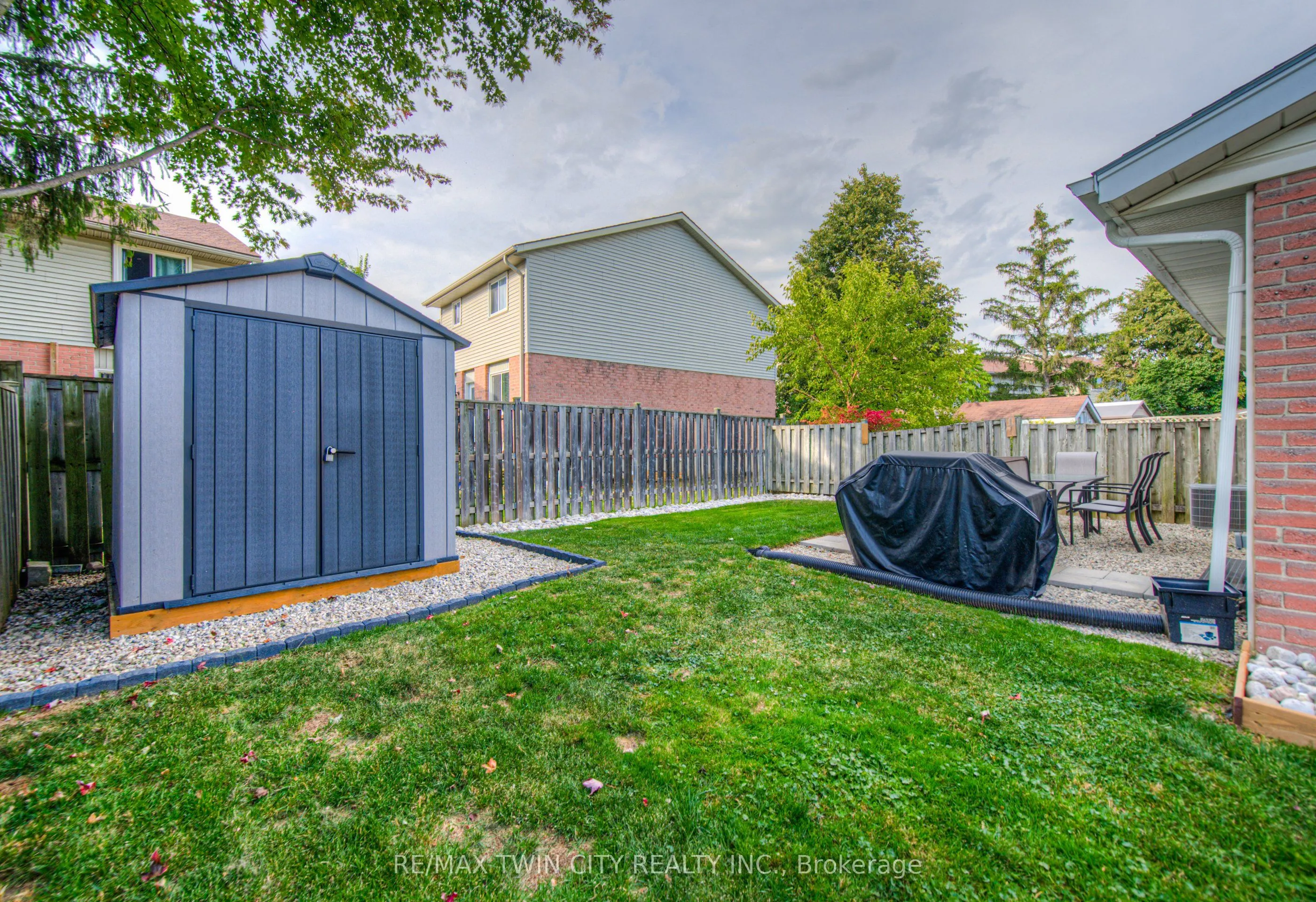 999 Cree Avenue