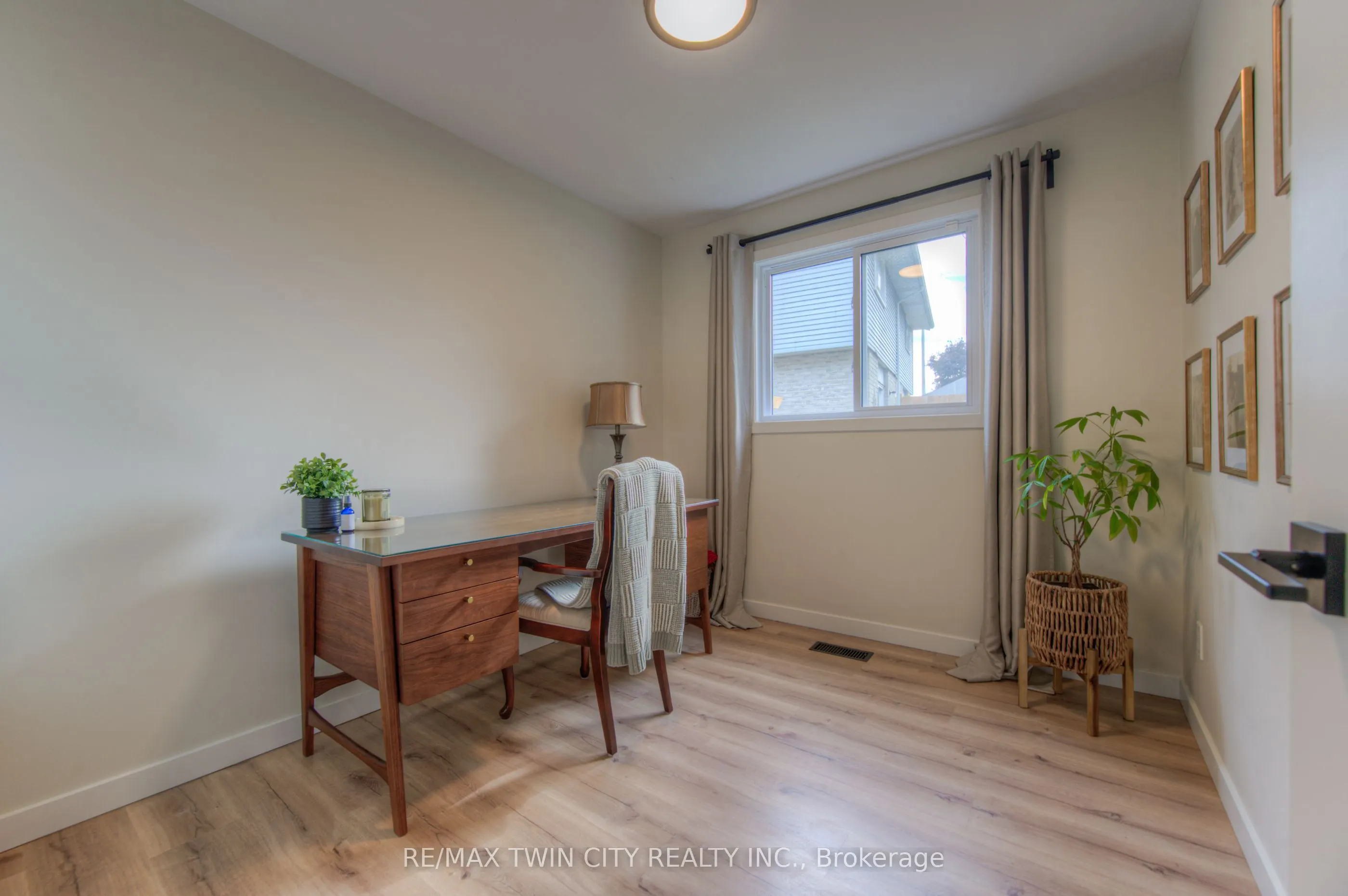999 Cree Avenue