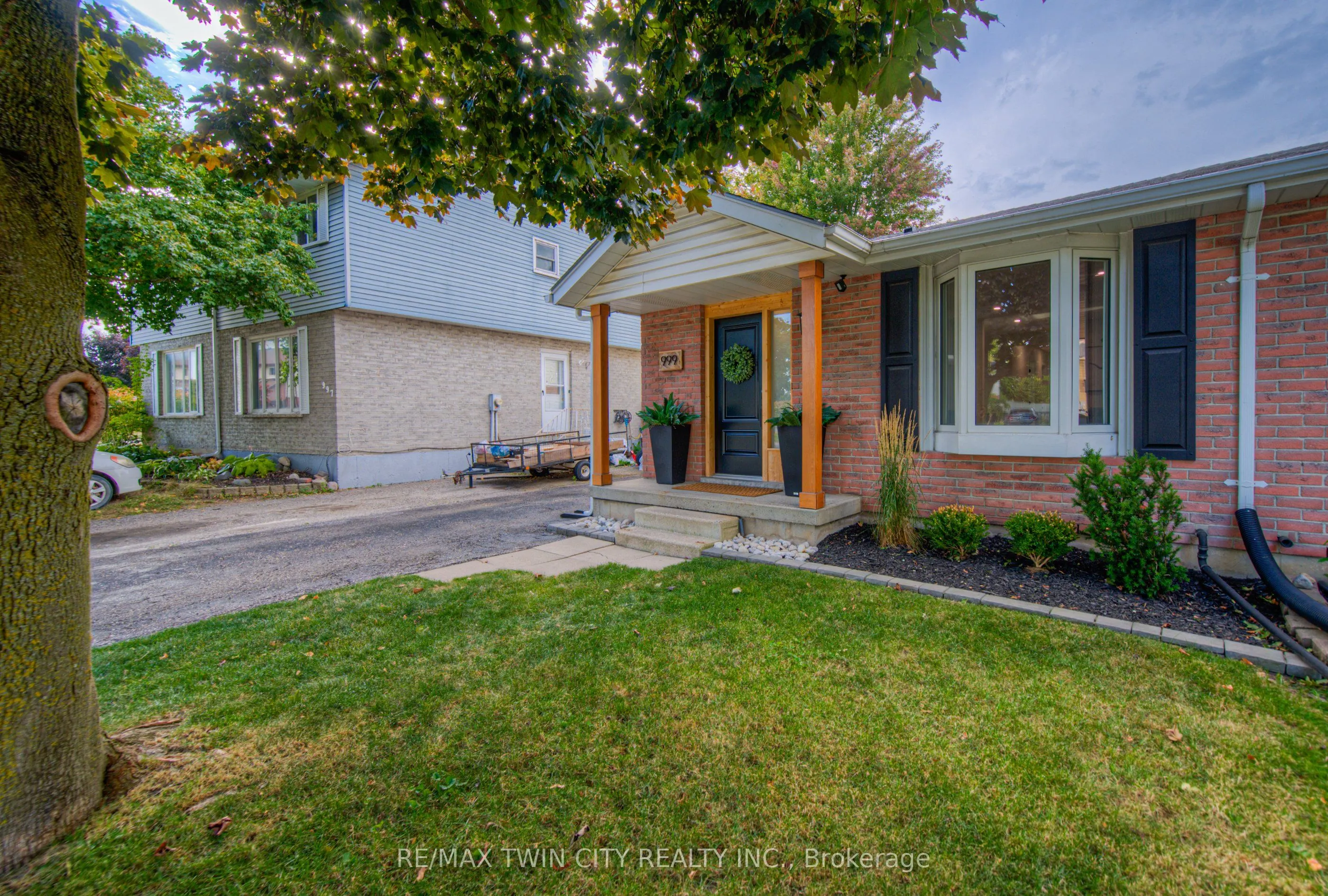 999 Cree Avenue