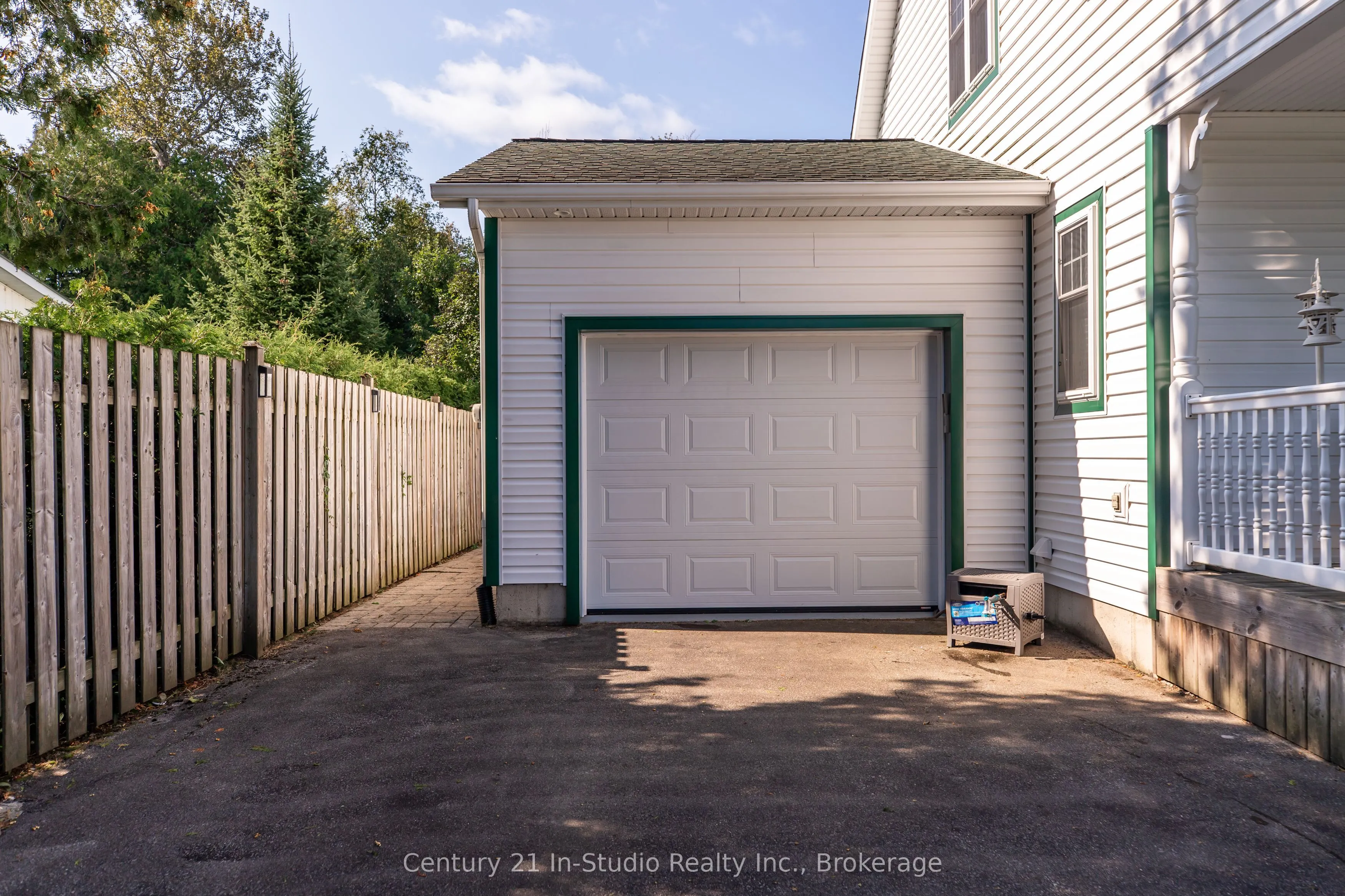 171 Island Street