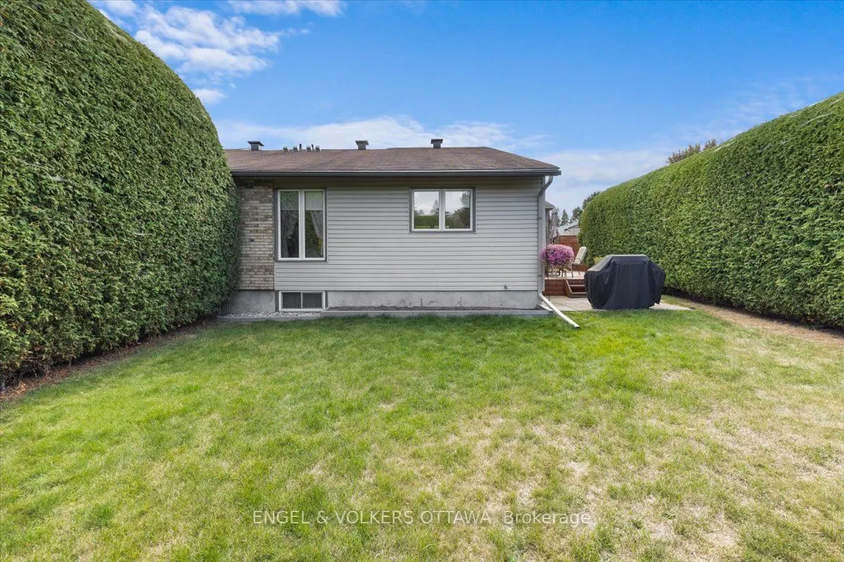 11 Ventnor Way