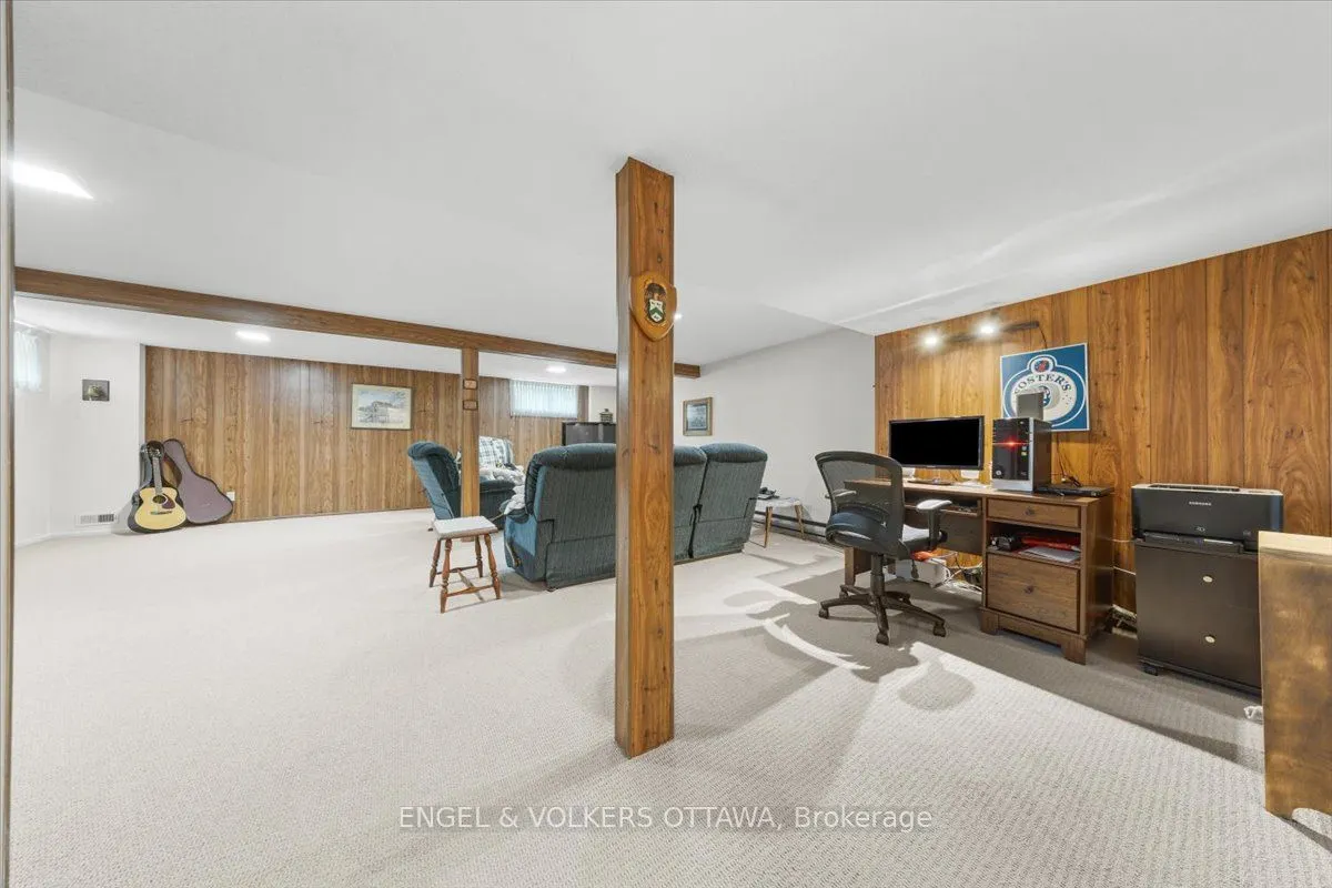 11 Ventnor Way