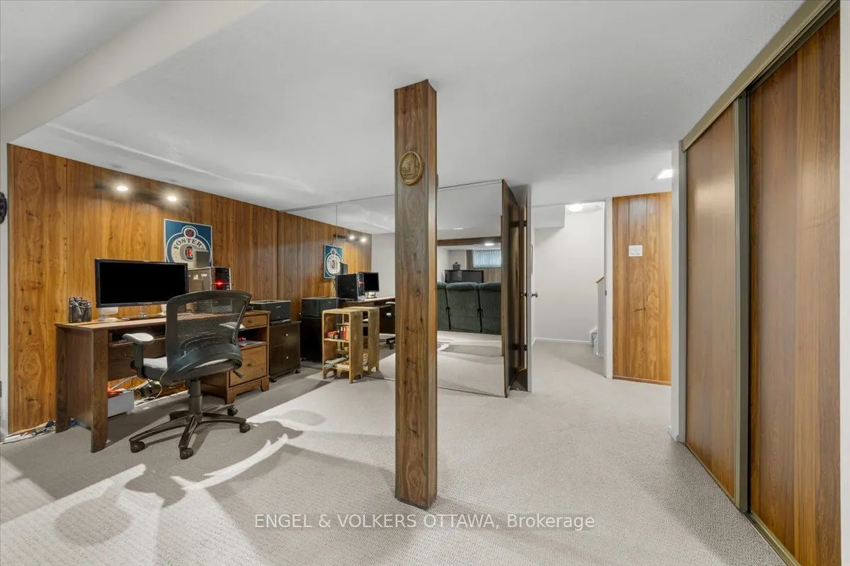 11 Ventnor Way