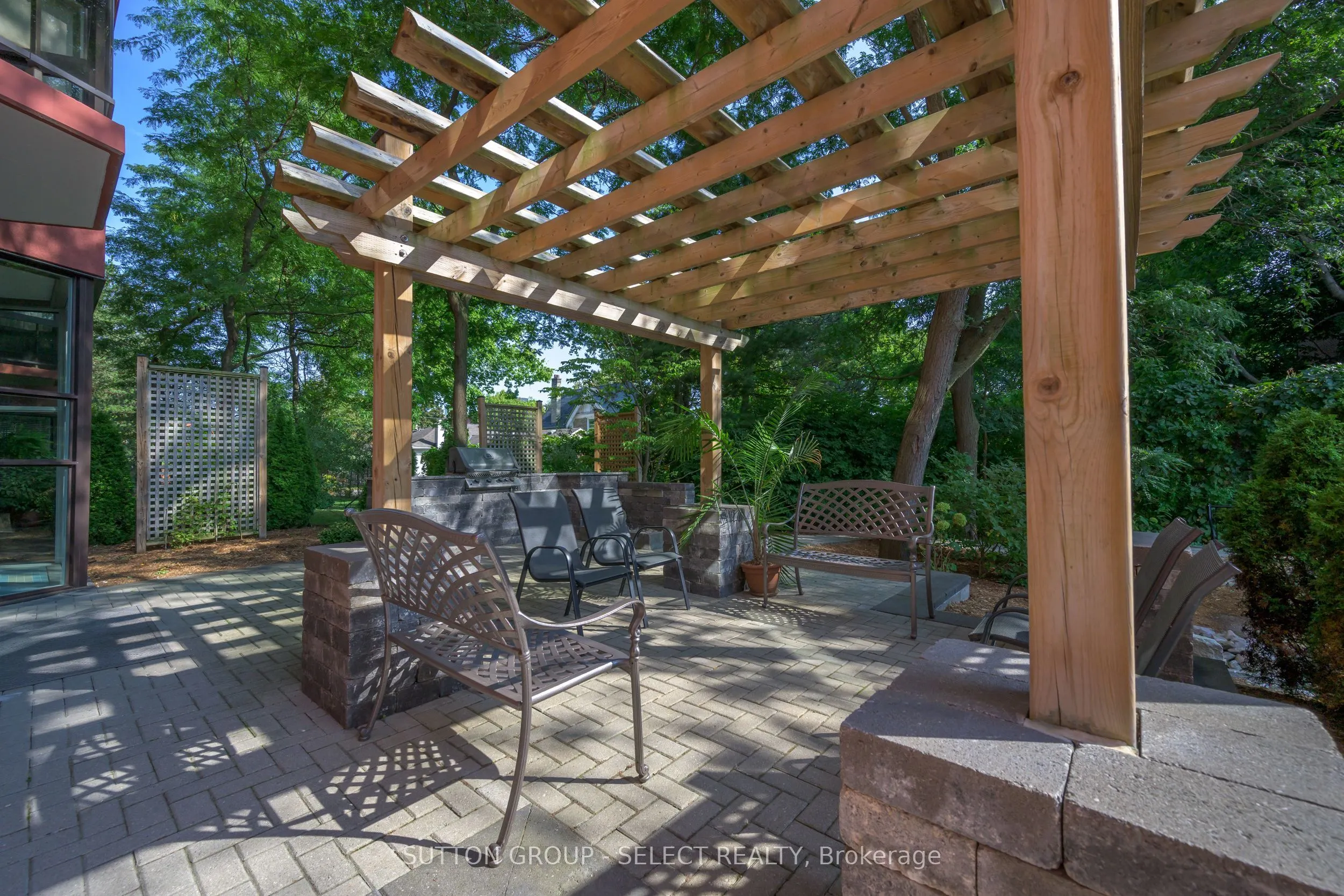 600 Talbot Street, #402
