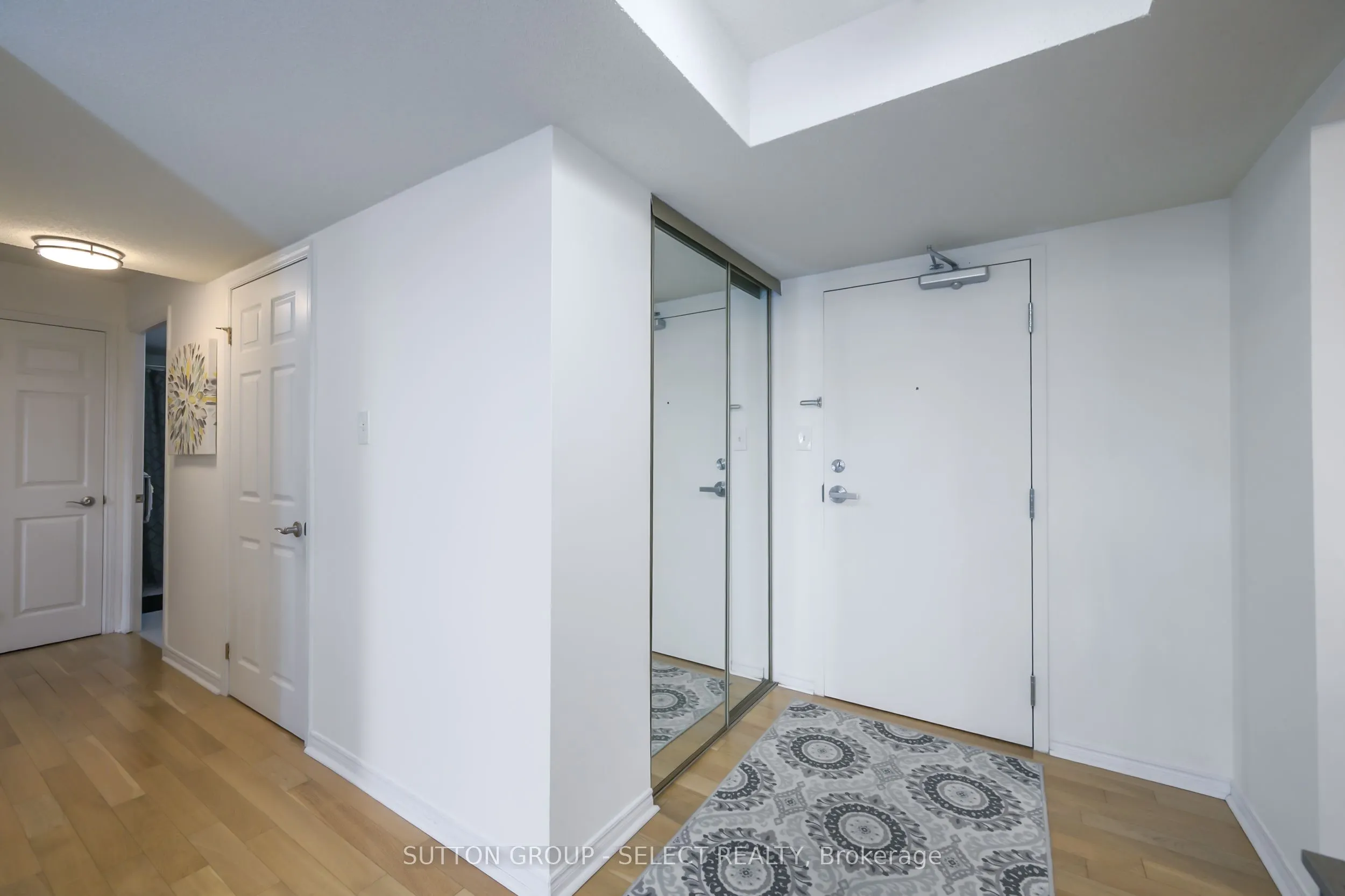 600 Talbot Street, #402