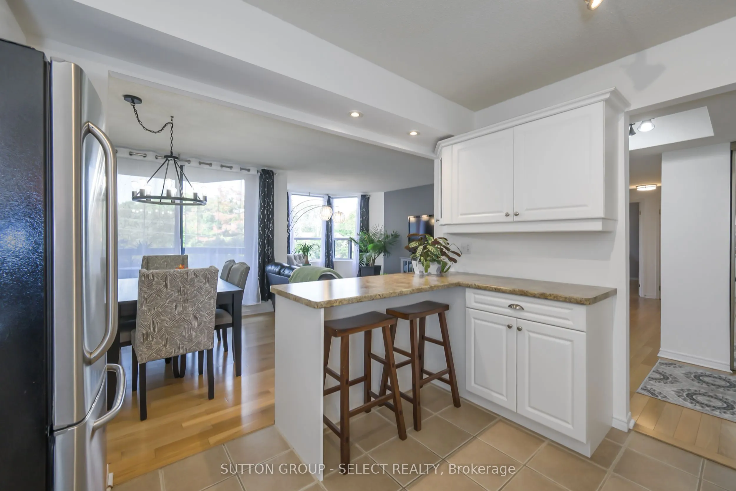 600 Talbot Street, #402