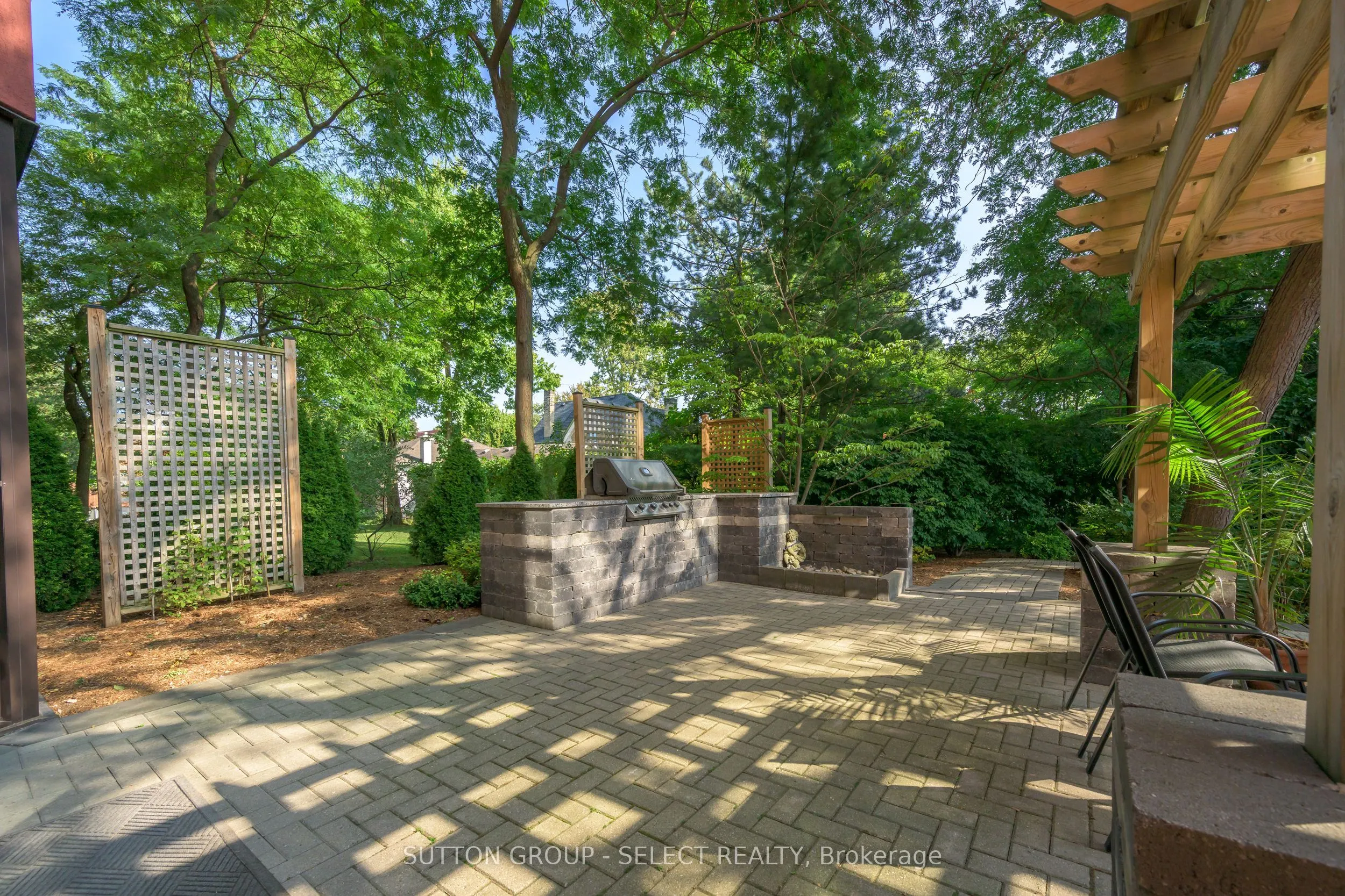 600 Talbot Street, #402