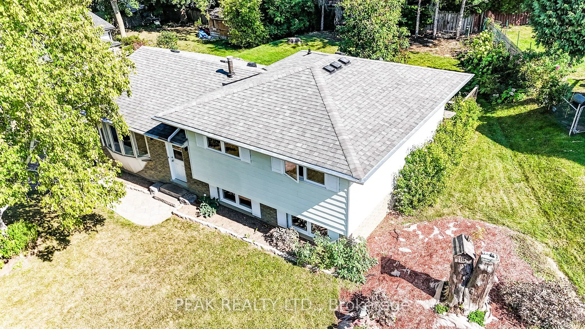 659 Gladstone Drive