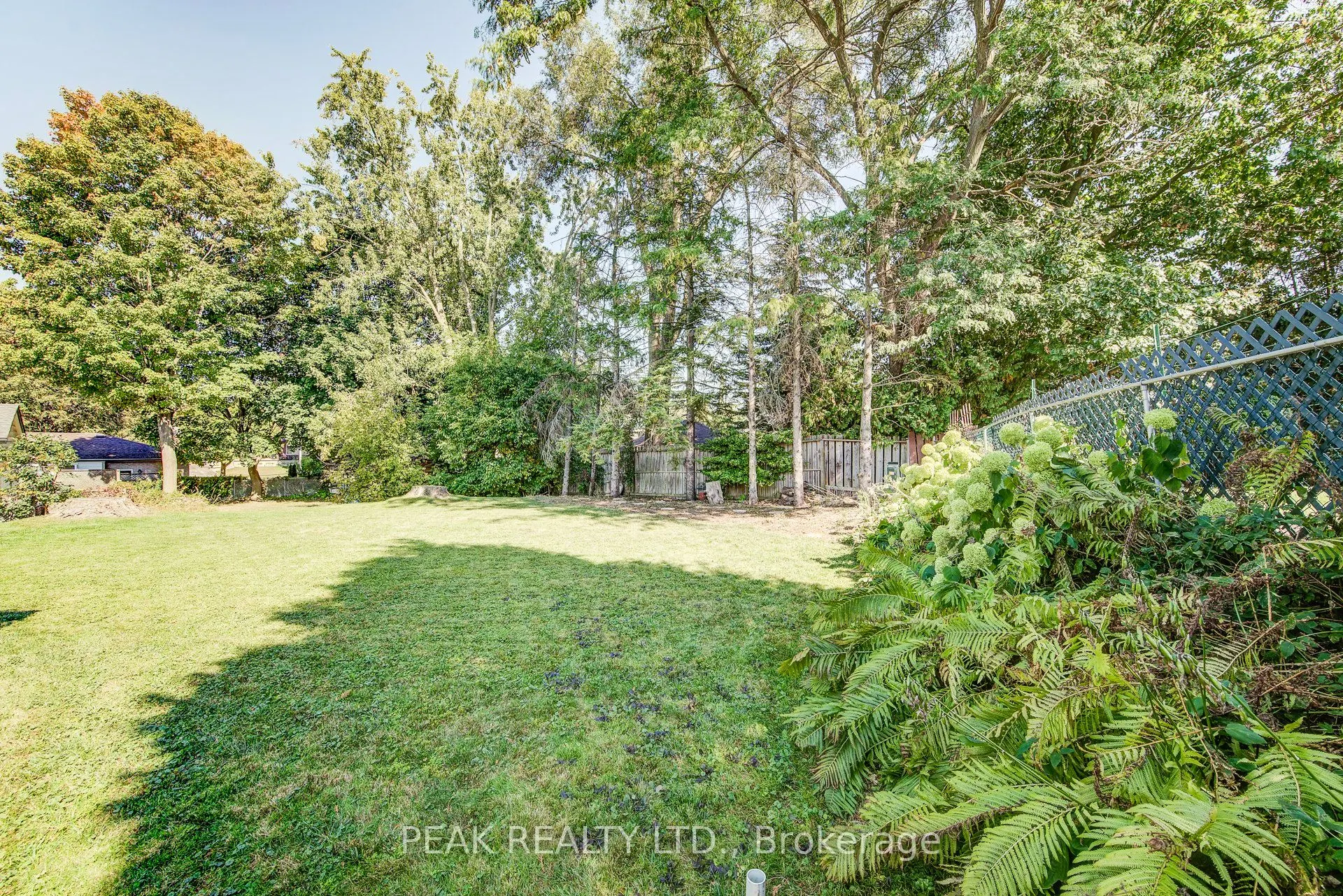 659 Gladstone Drive