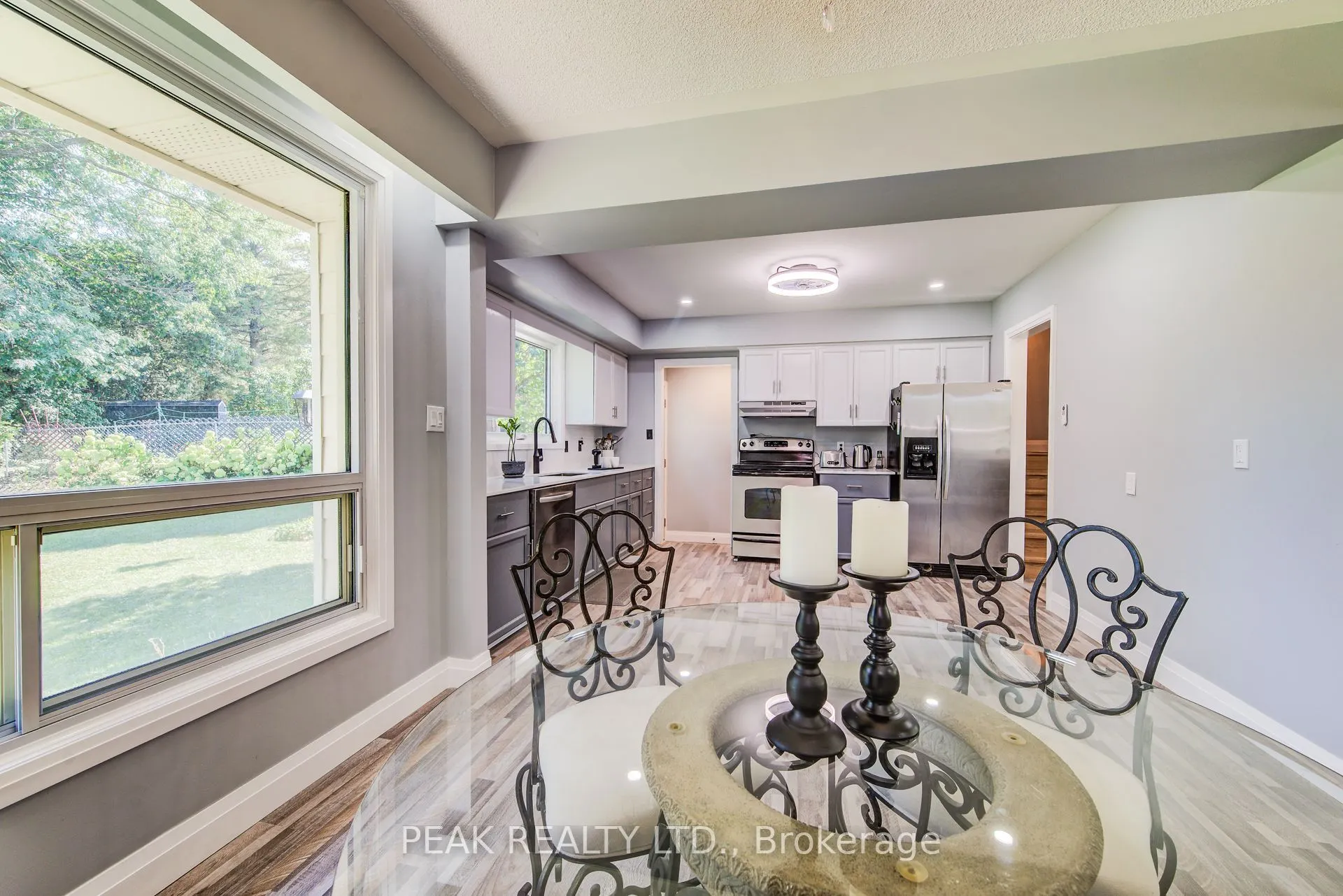 659 Gladstone Drive