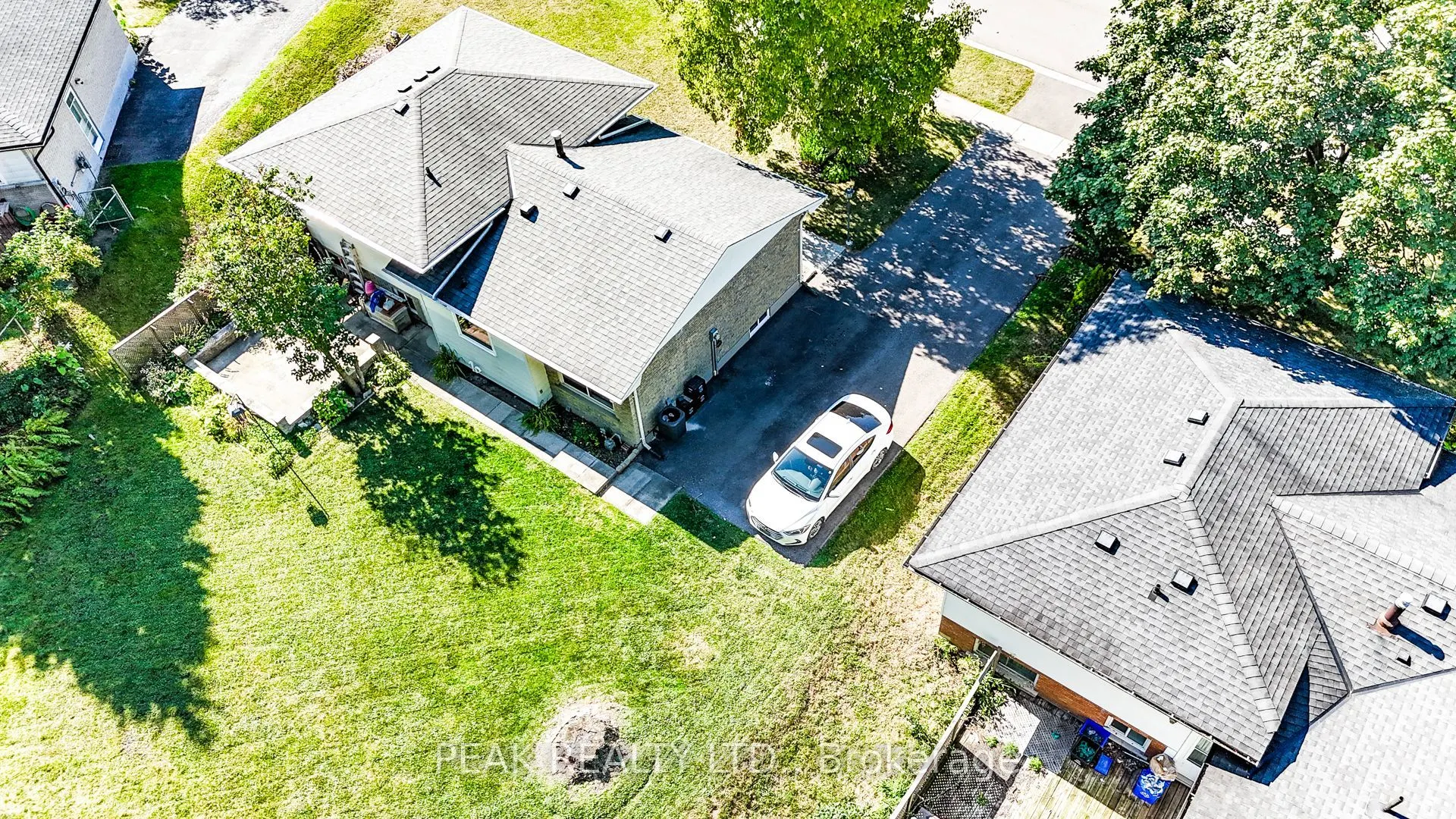 659 Gladstone Drive