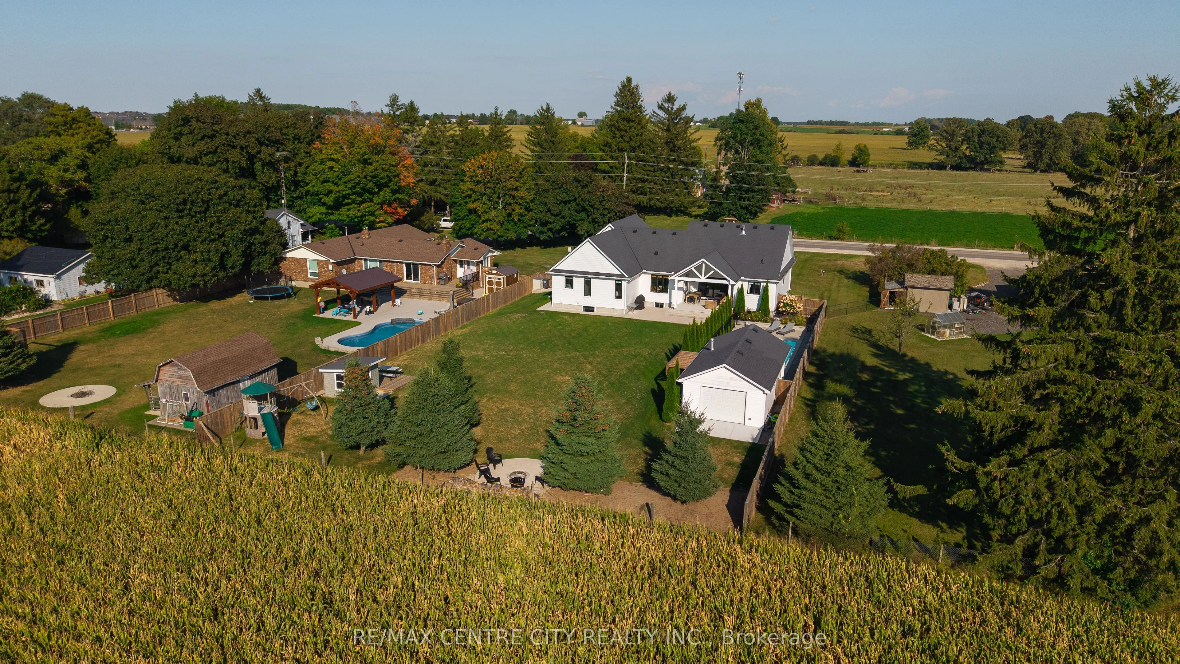 7923 Fairview Road
