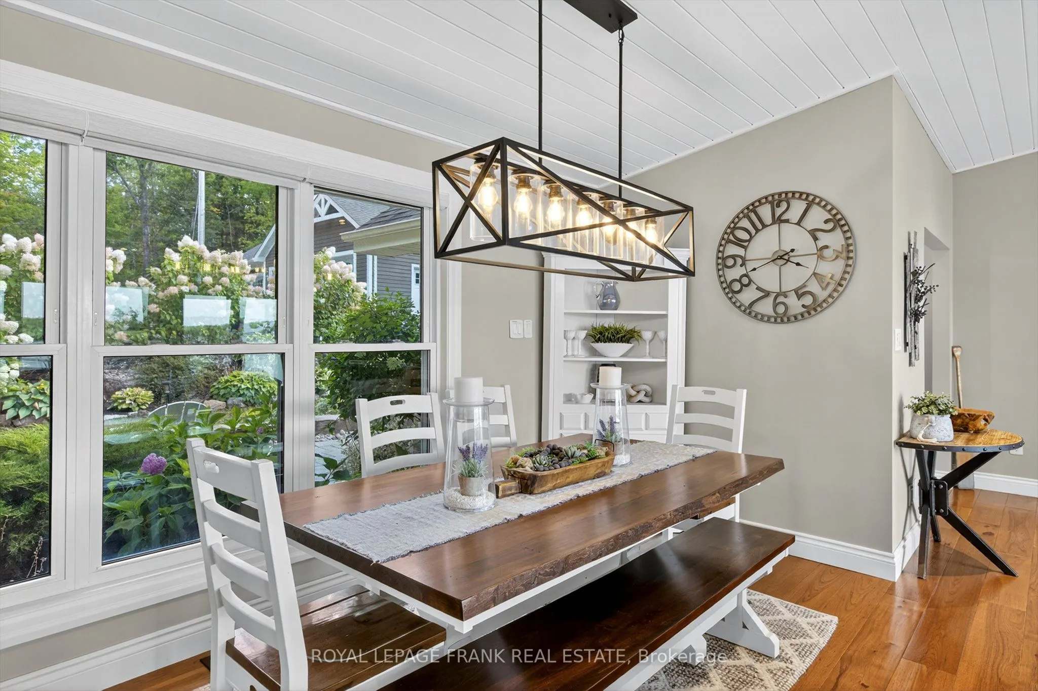 1082 Tedford Lane