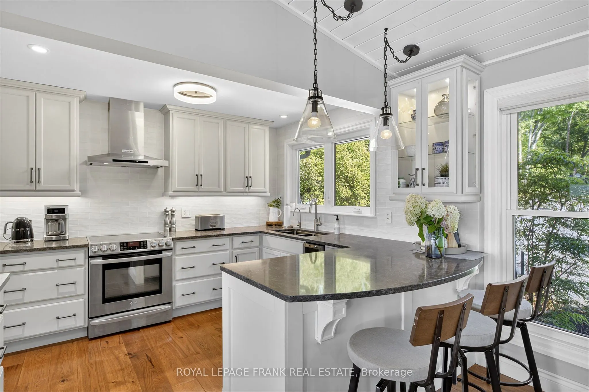 1082 Tedford Lane