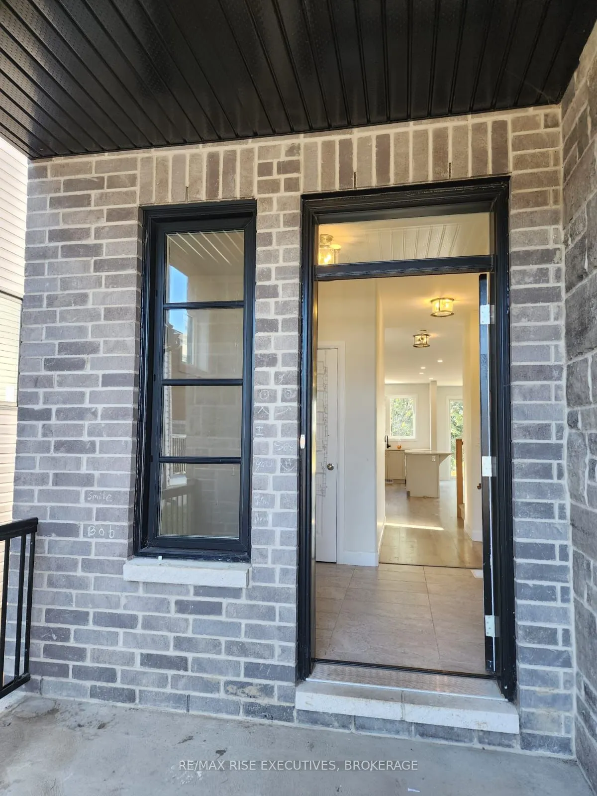50 Erie Court